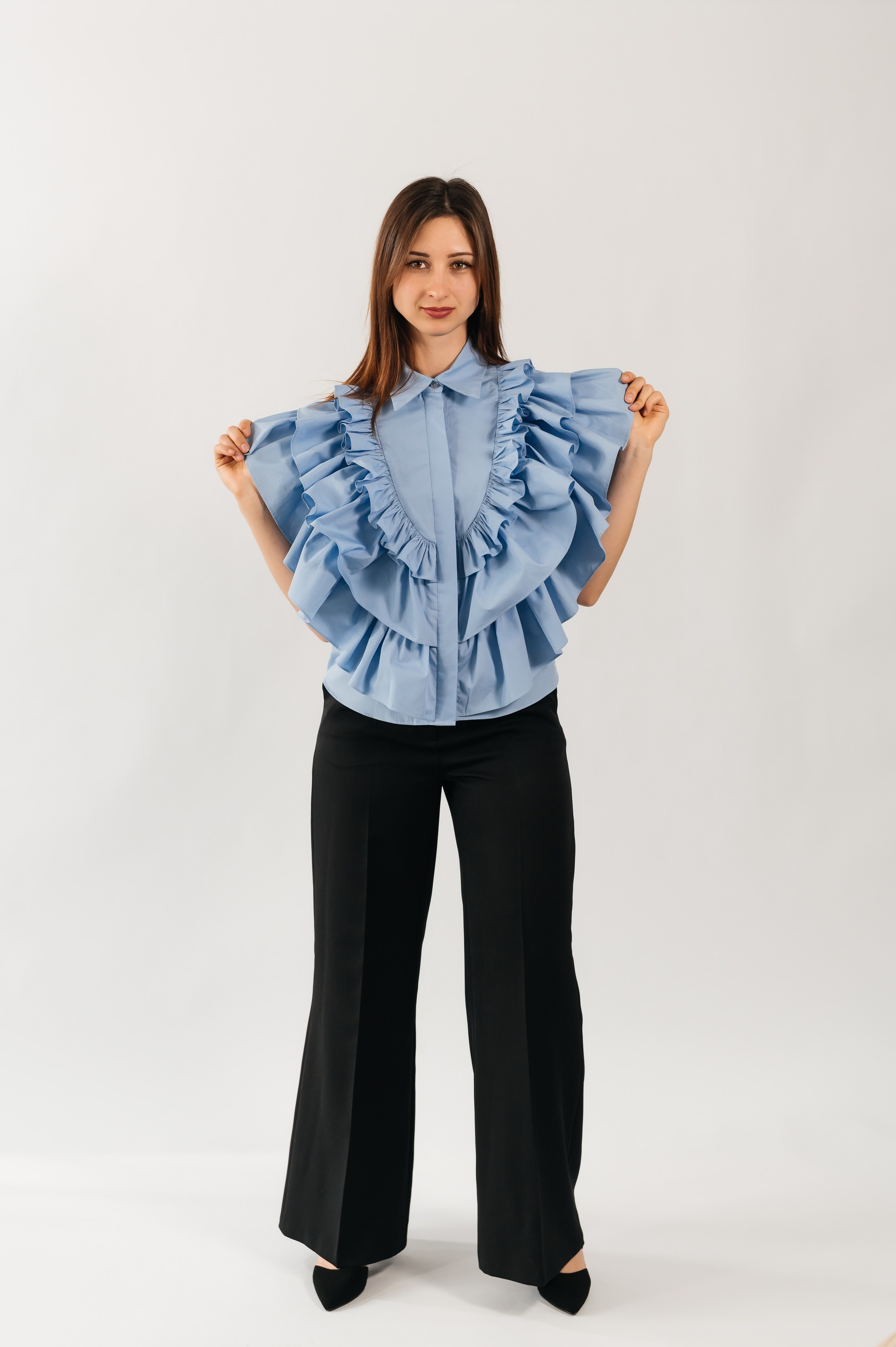 Bluză cu volane. Designer vestimentar: elaborarea, proiectarea și confectionare…