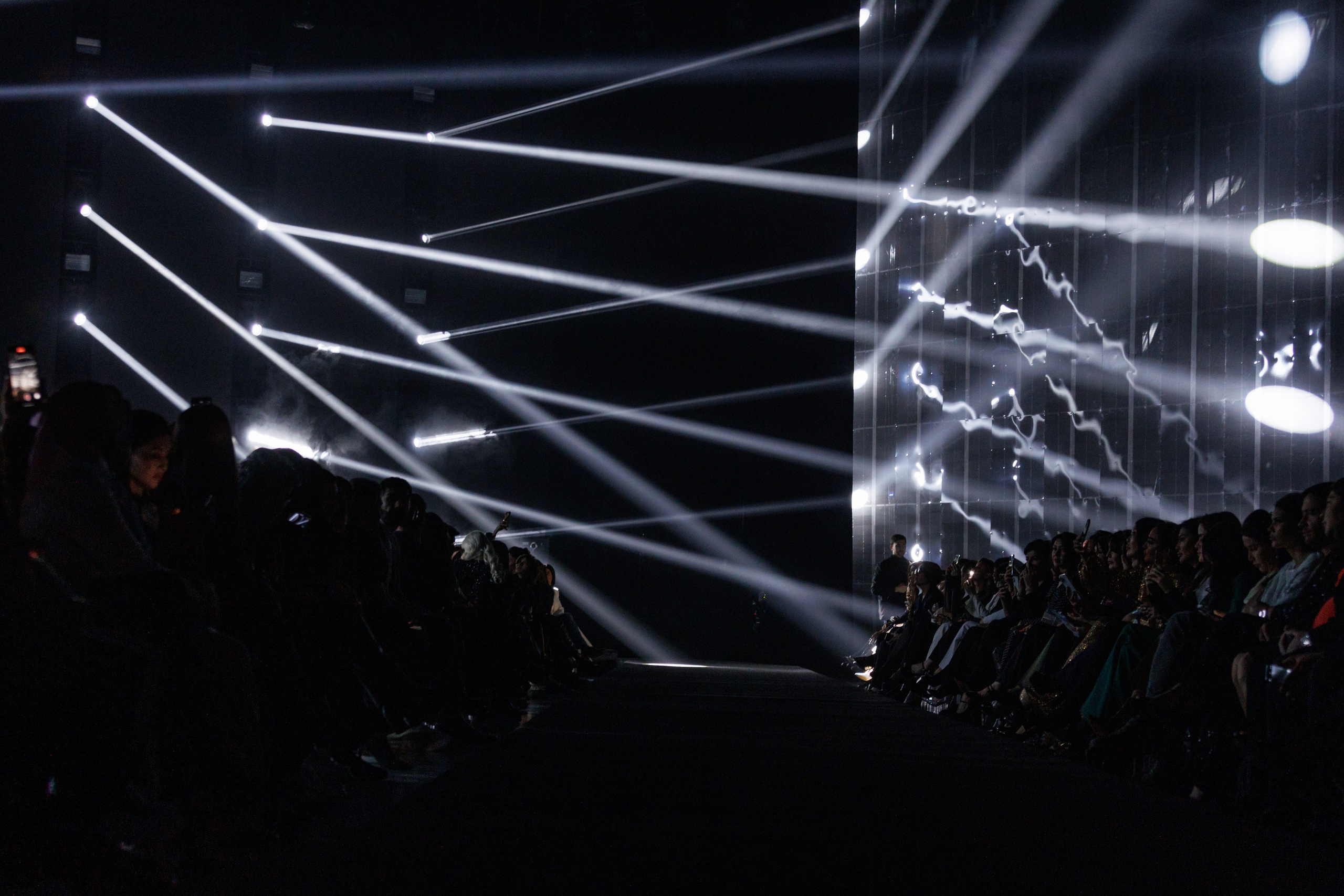 Glamour fashion show Tashkent 2022. Photographer Yura Artykov, Tashkent