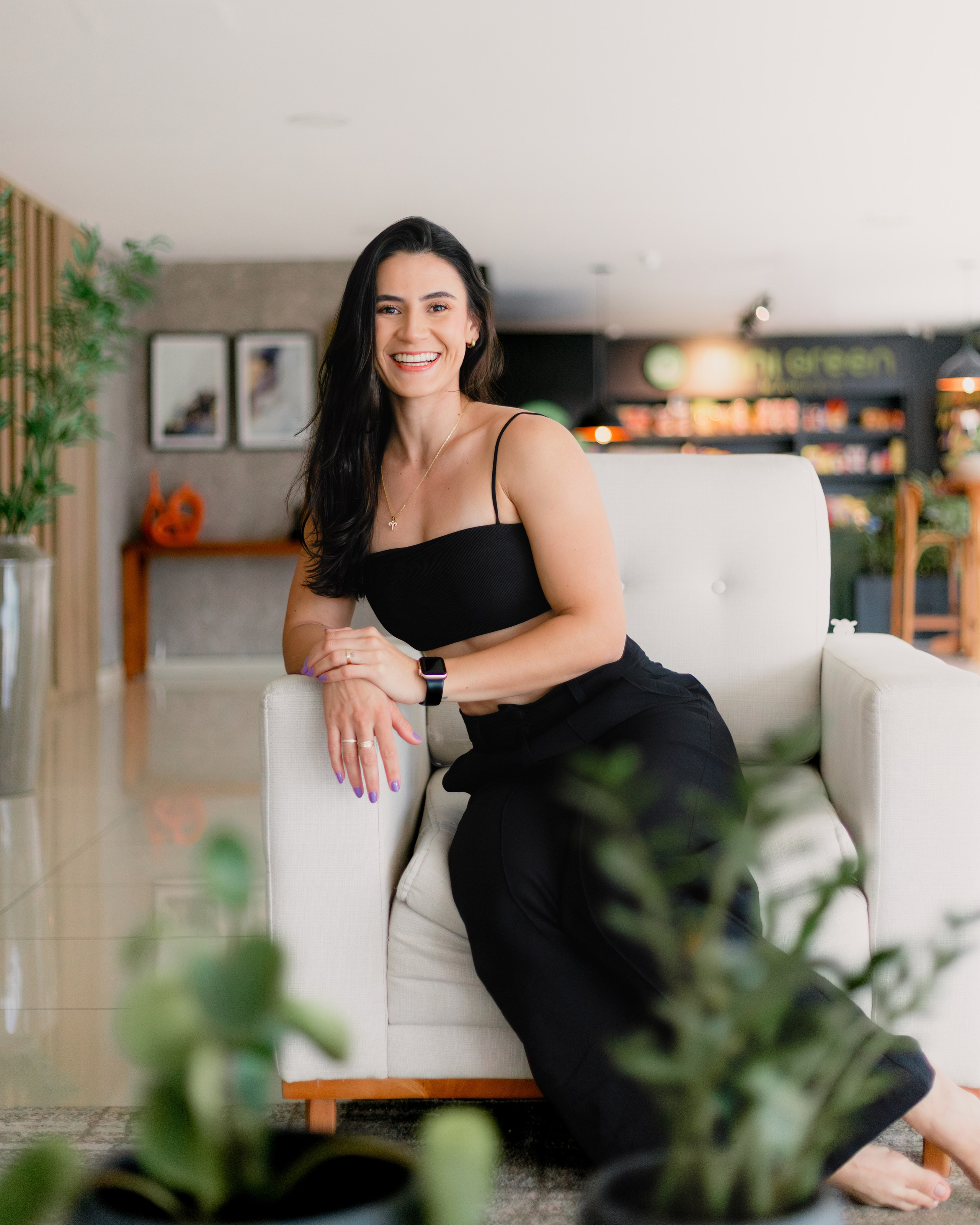 2025 | Debora Dias — Posicionamento. Denis Damasceno | Fotografia