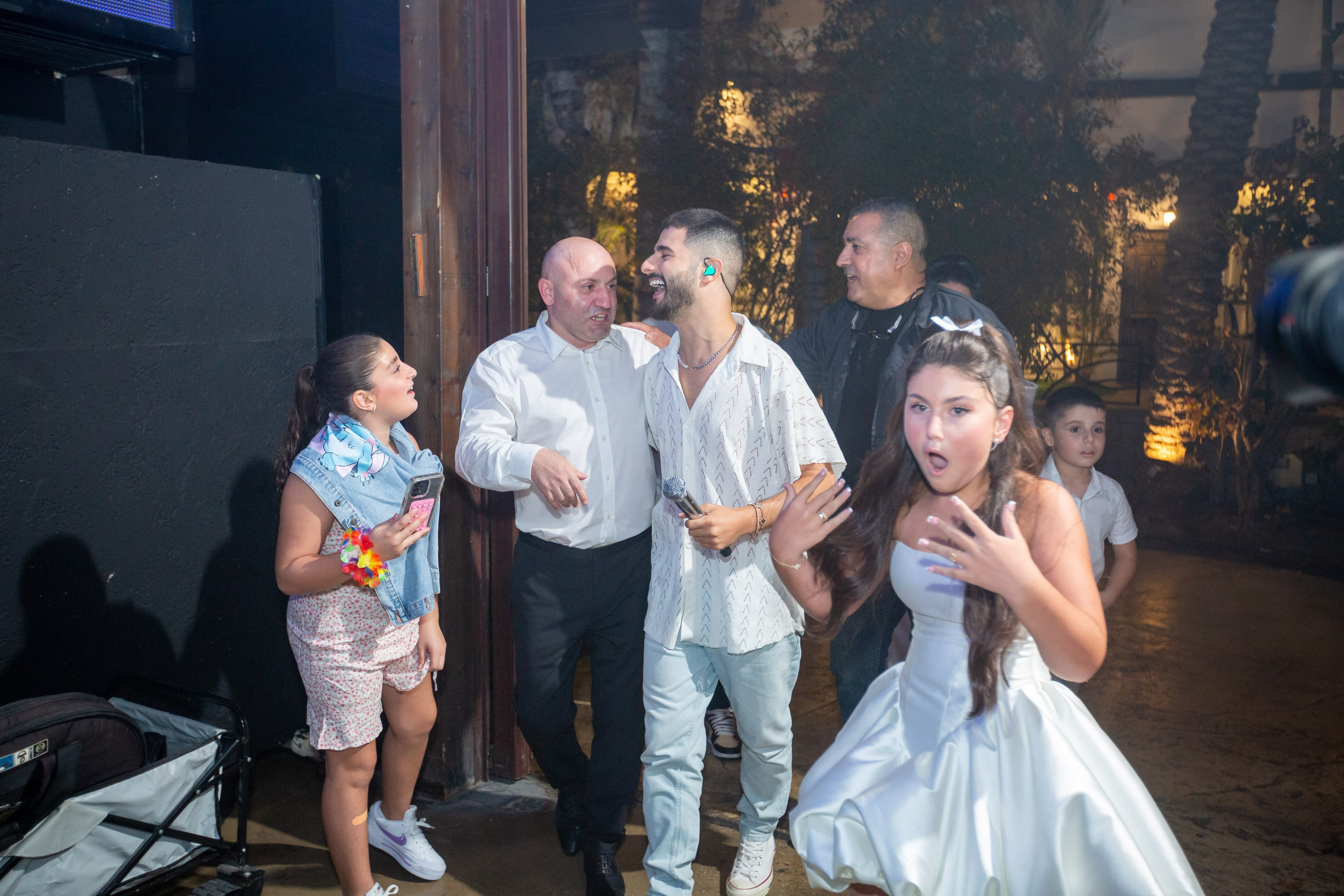 Bat Mitzvah Evelin. Wedding and events photographers Studio Shalom
