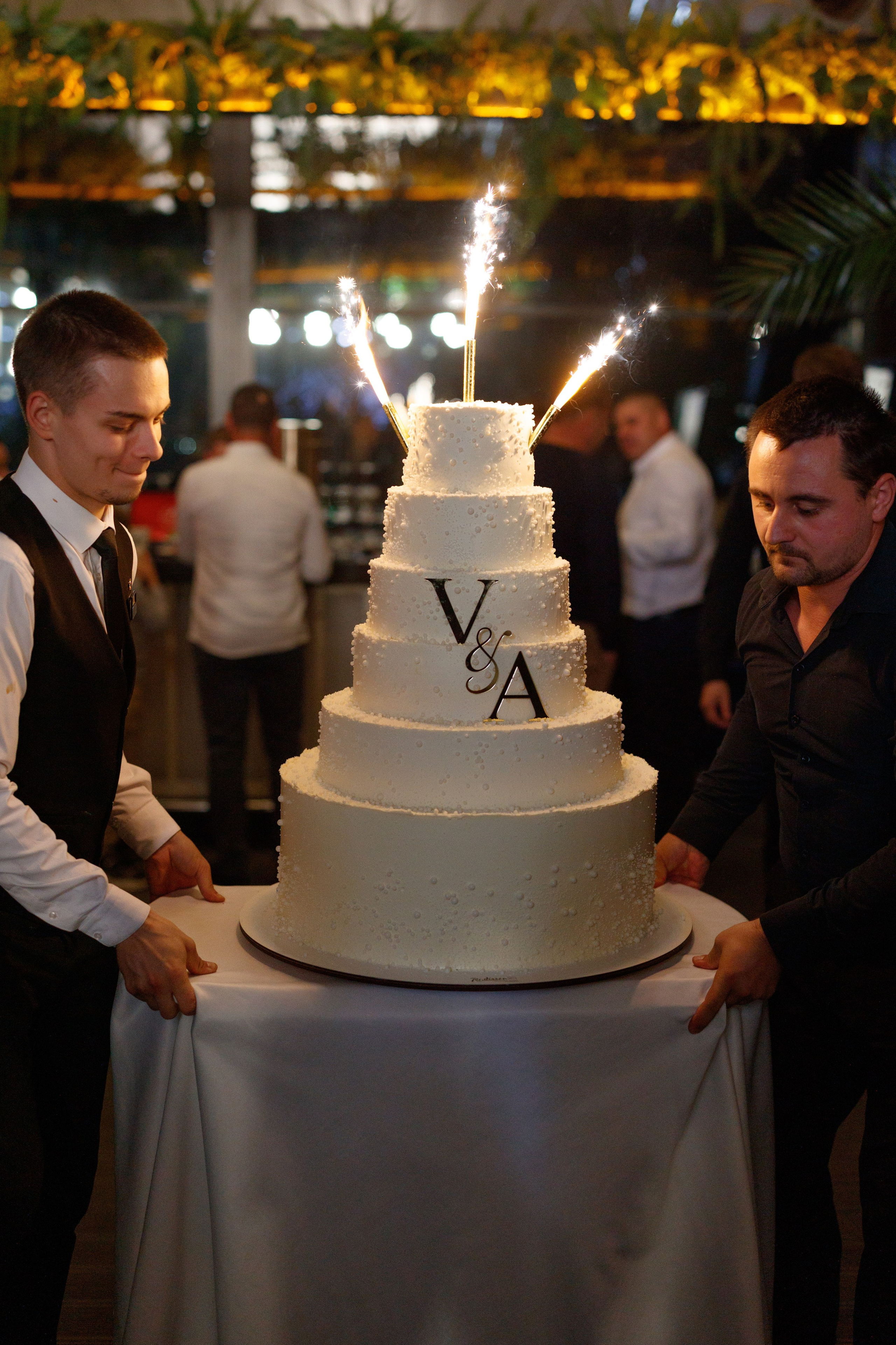 Victor & Andreea | Fotografie de nuntă. Scarlat Photography