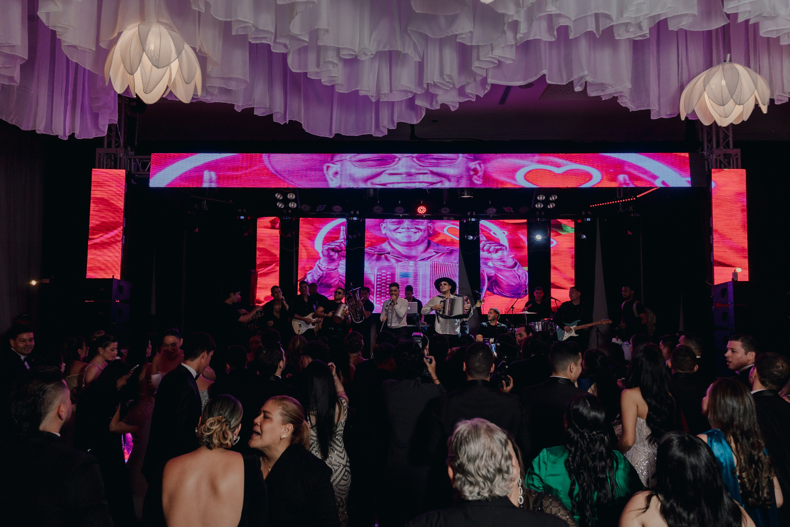 MAVI & SEBASTIAN. UNTERCIO BODAS