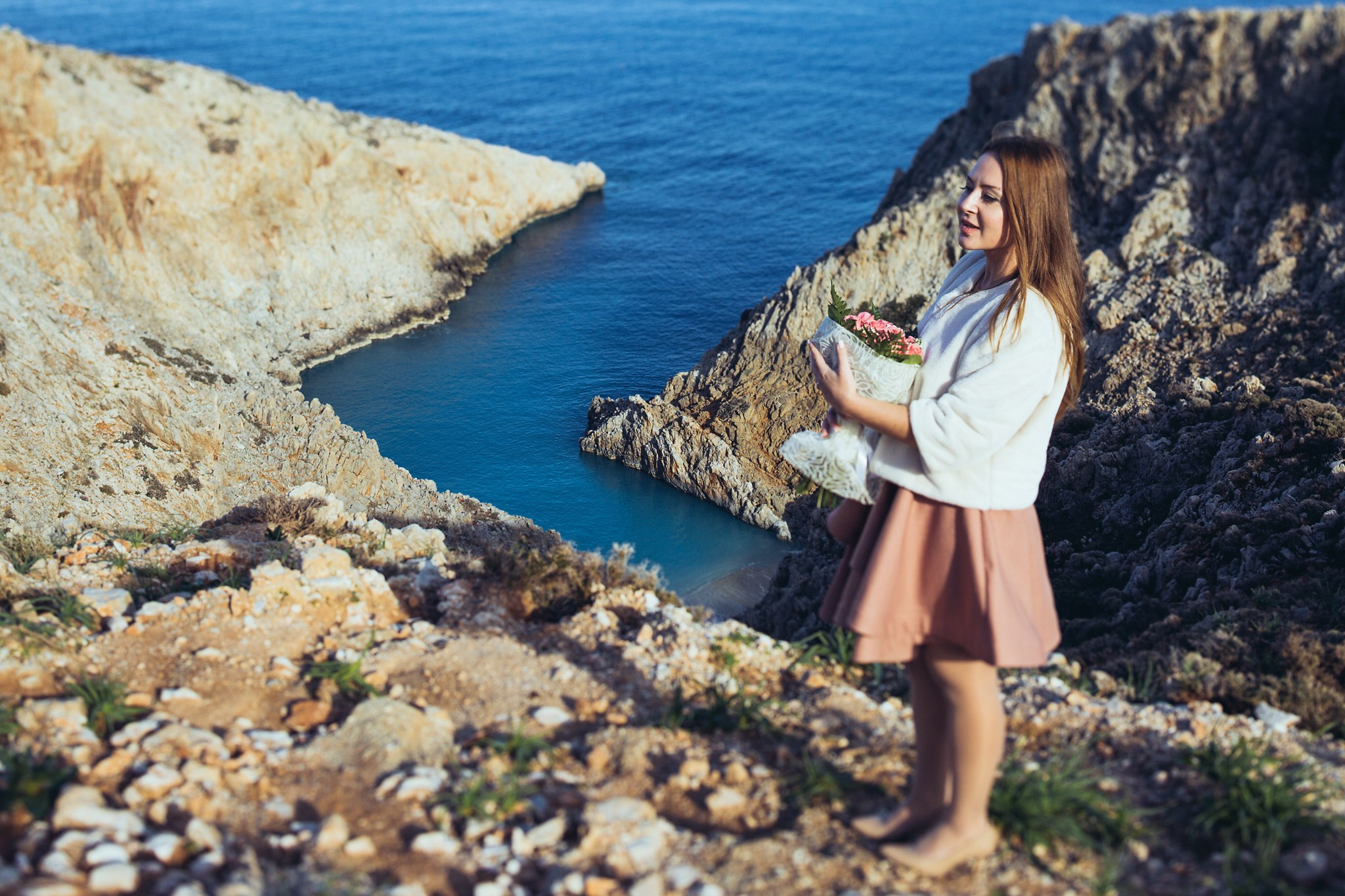 Ronalds & Svetlana, Crete. Denny Savon — Photographer in Santorini | Weddings, Love Stories & Flying Dress