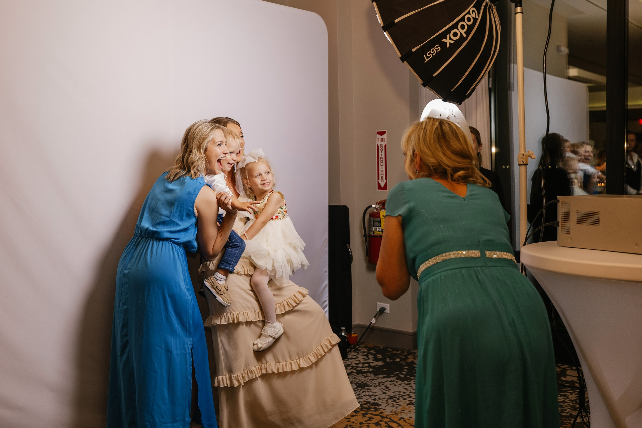 09.06.2025 Wedding. Wedding family event photographer in Chicago Nick Yushevich