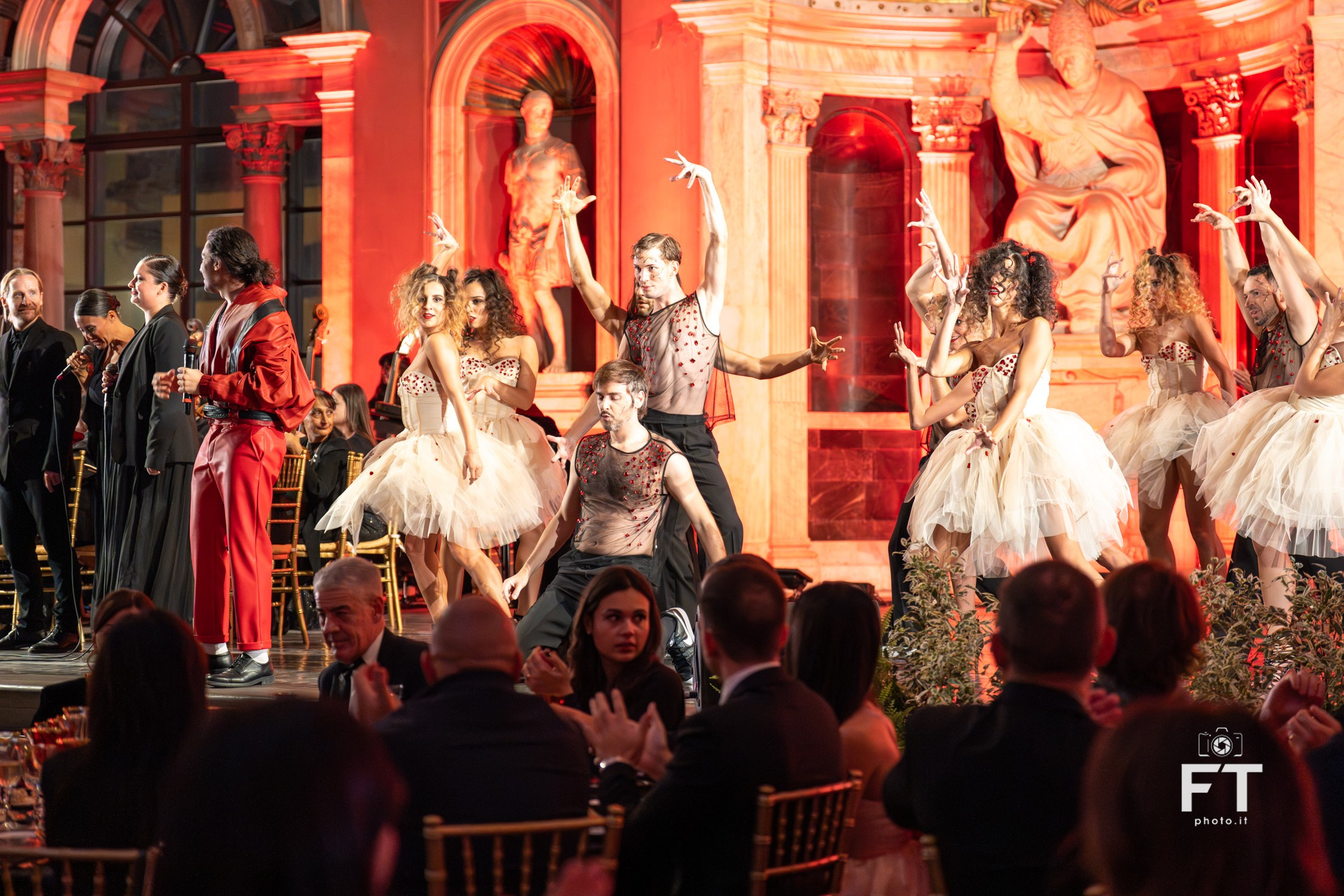 Luxury Charity Dinner ANT. Ftphoto