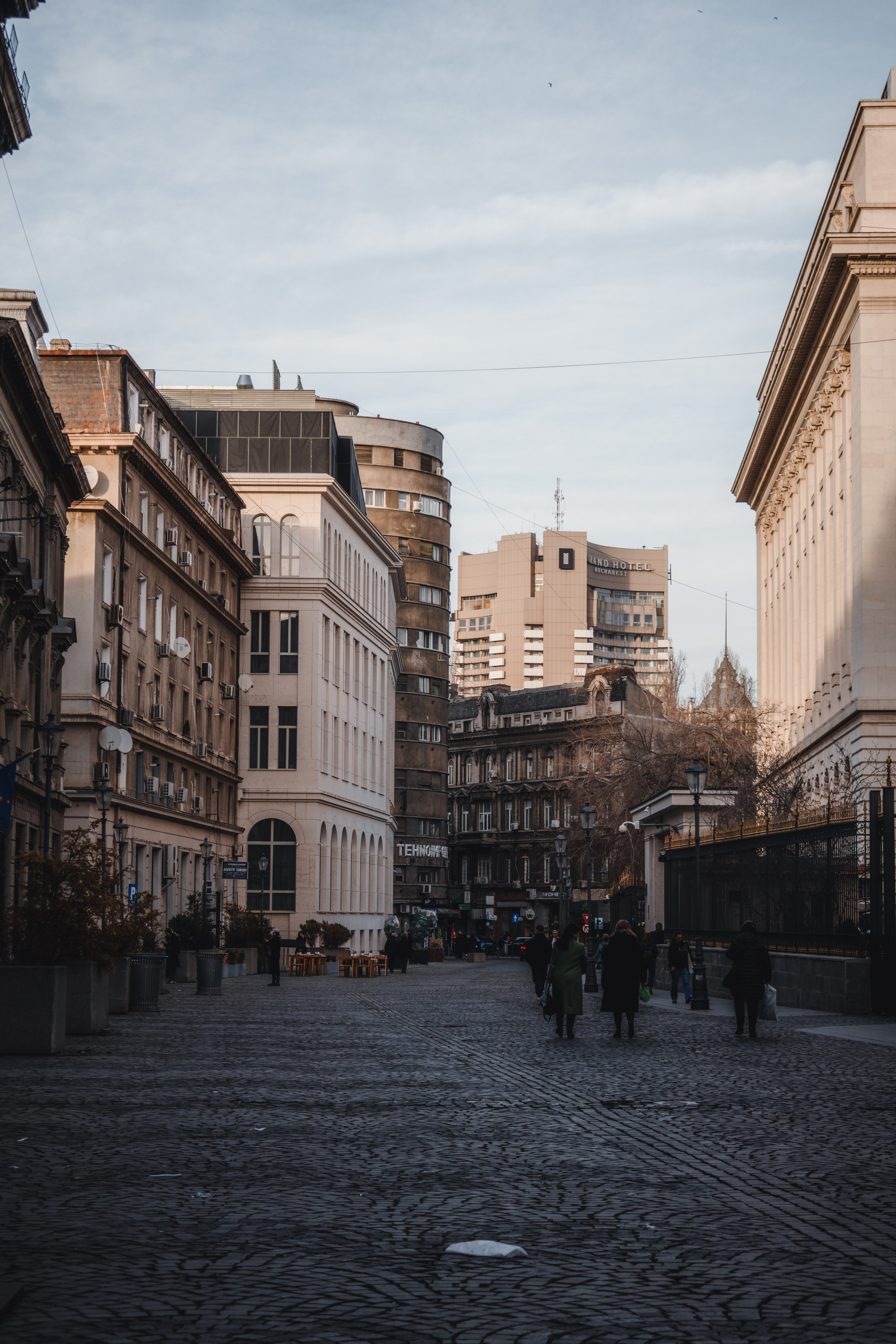 Bucharest. Дизайнер и Фотограф в Кишинёве Бусуйок Станислав