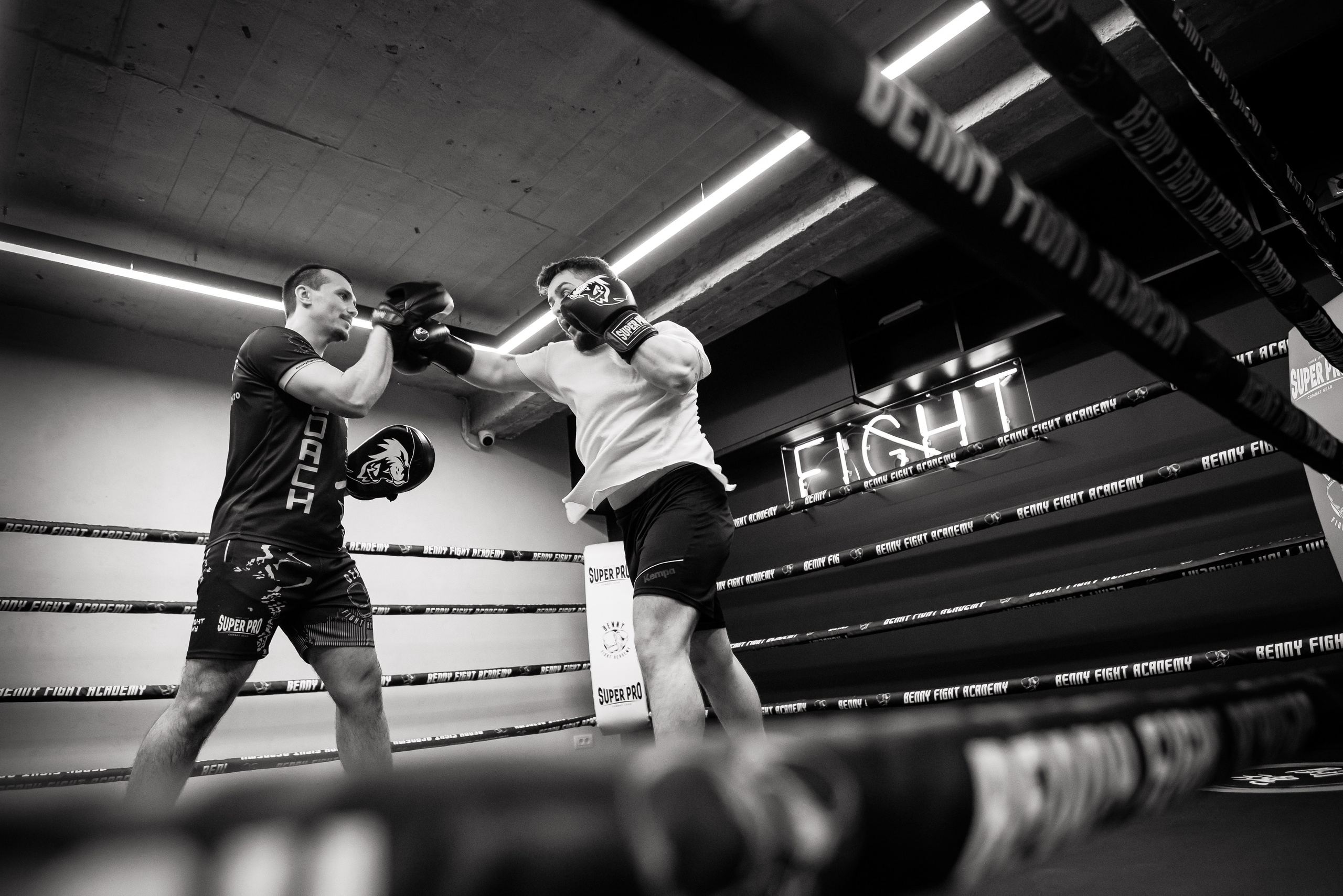 The Fighter - Benny Fight Academy. Andrei Samuel – Fotograf București | Evenimente, Studio, Imobiliare, Produs