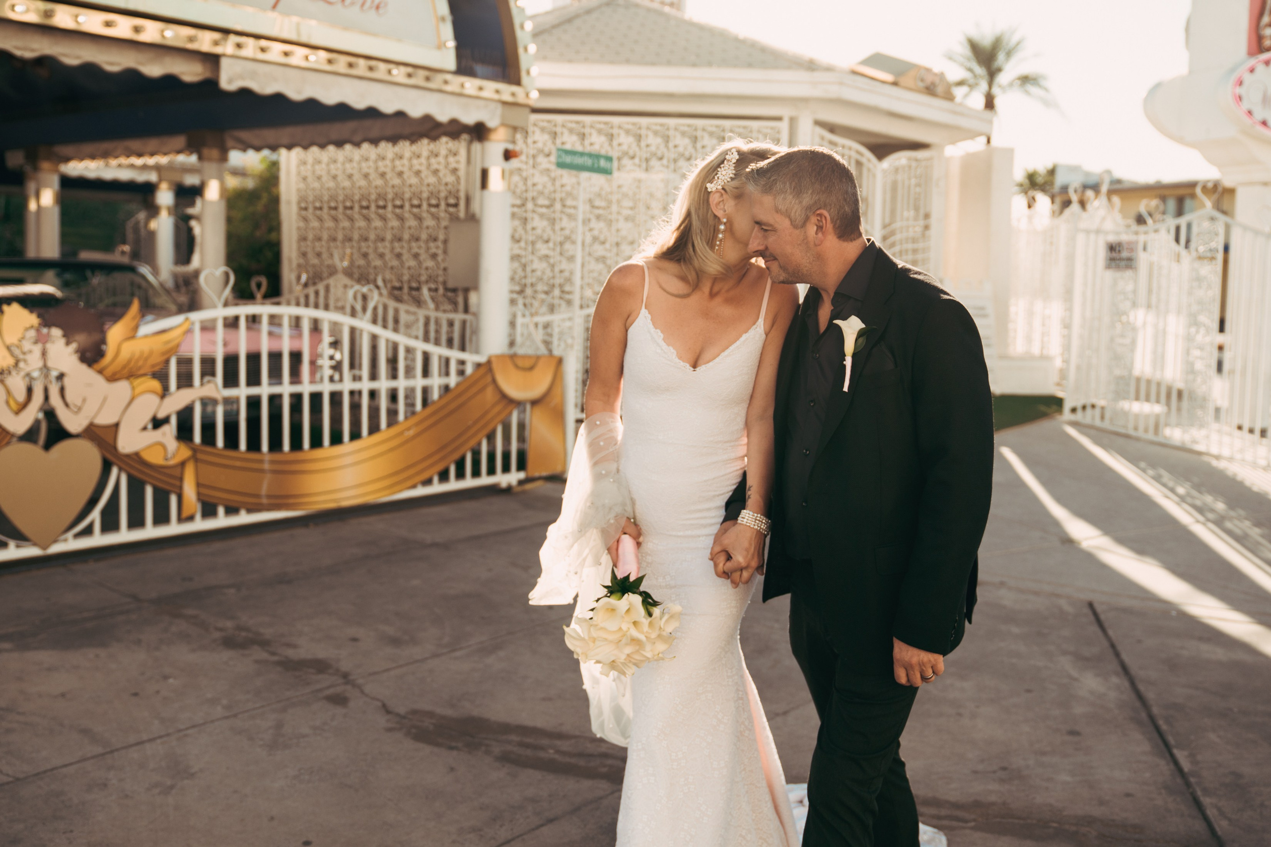 Steve&Dee. Wedding & elopement photographer Viktoriya Kravtsov. Las Vegas