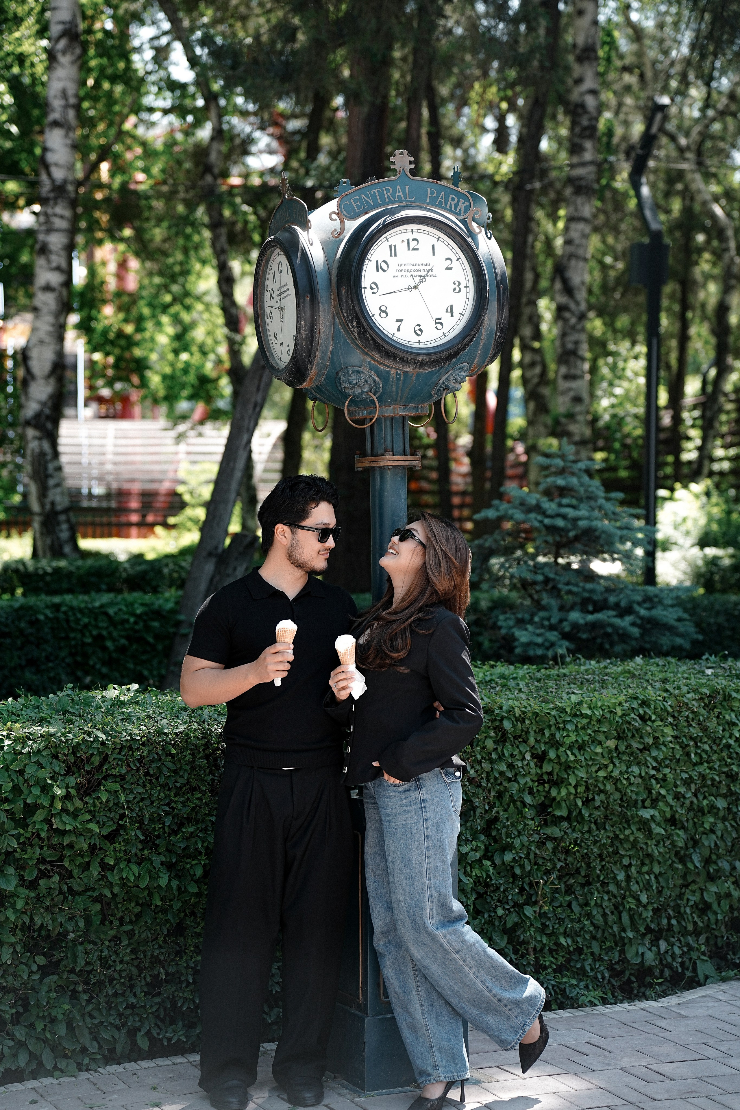 Love. Sariev