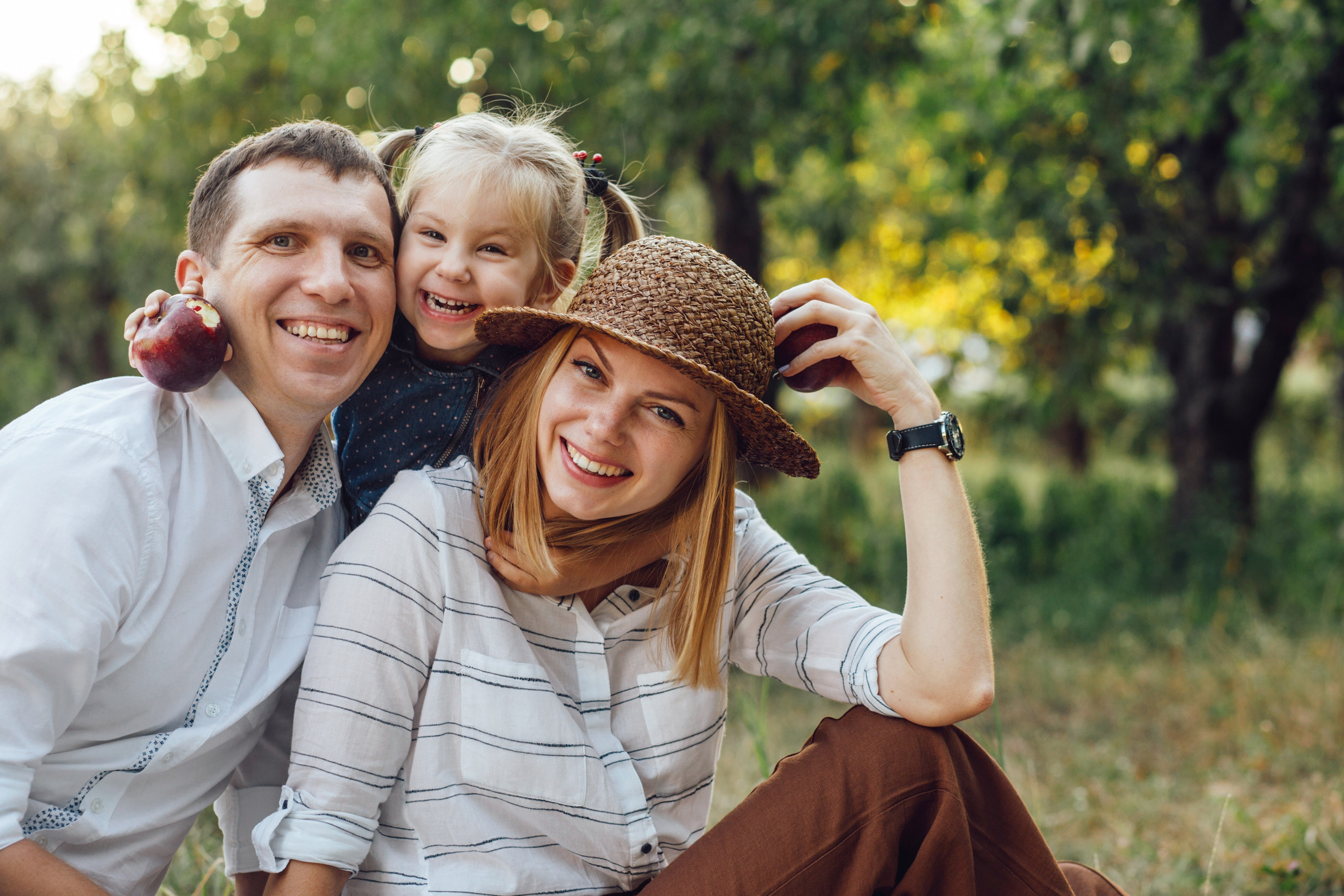 Sommer. Portrait family photographer in Berlin Elena Zakh