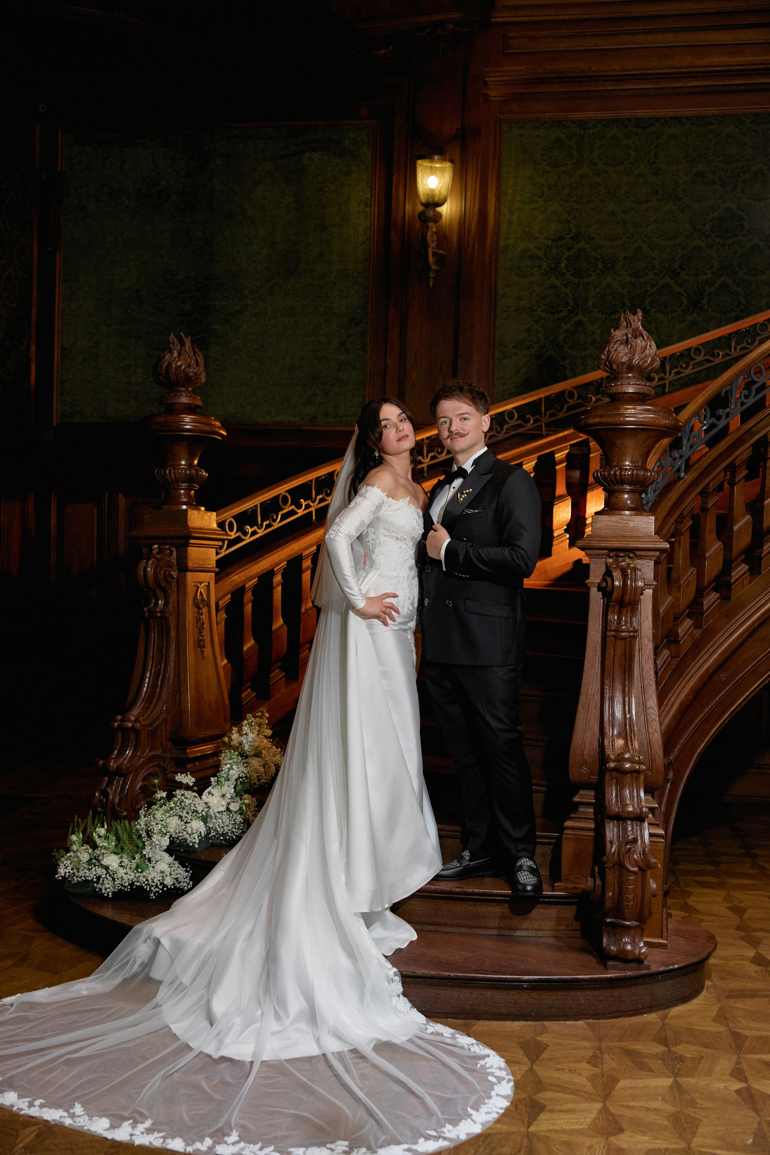 Wiktoria & Kacper. Pałac Goetz. Fotograf ślubny i rodzinny w Krakowie Yana Klymova