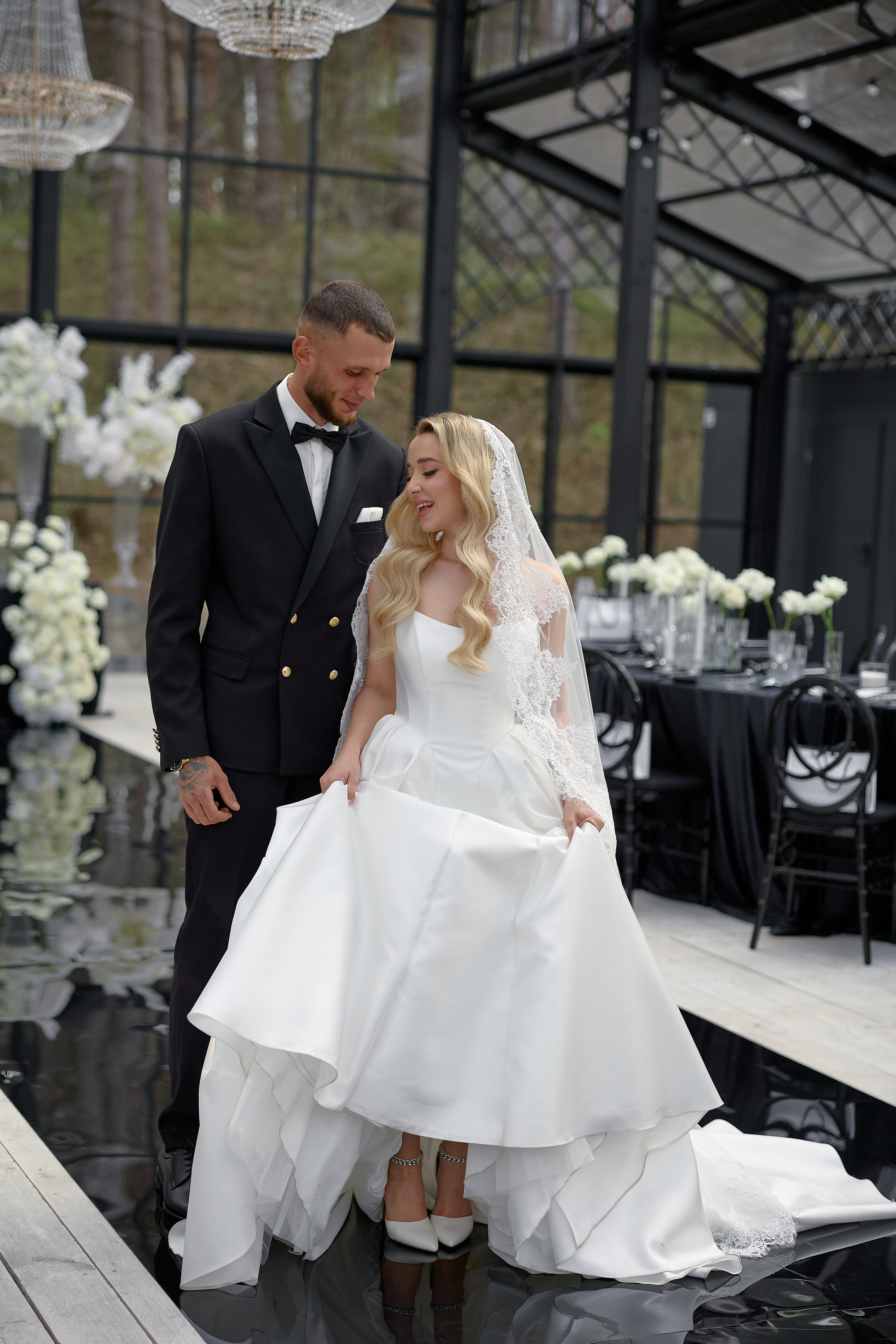 Natalia & Roman. Dworek przy lesie. Fotograf ślubny i rodzinny w Krakowie Yana Klymova