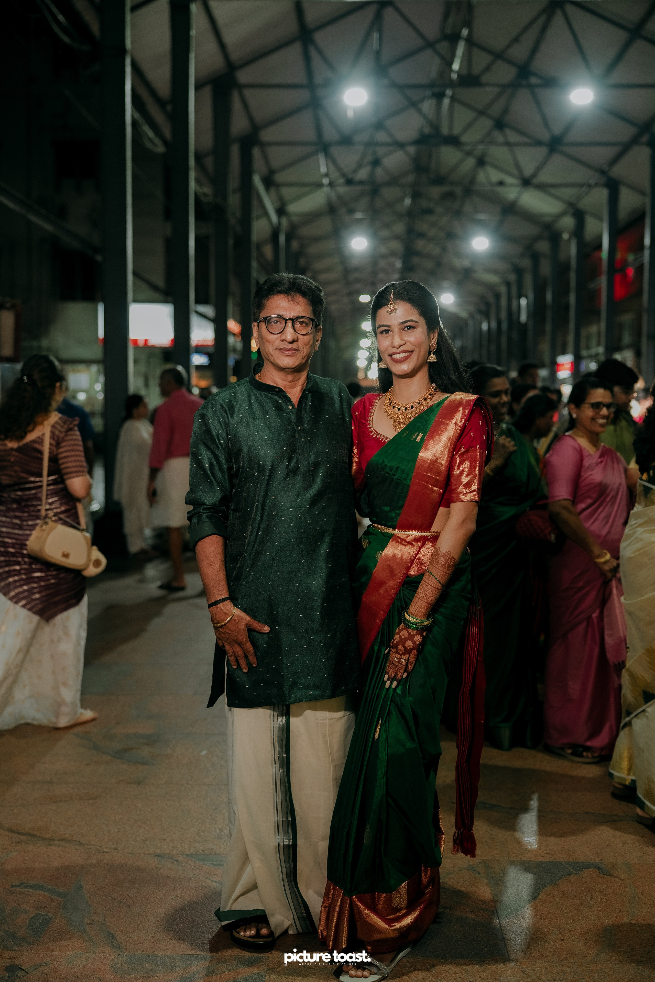 Guruvayur Wedding Ft. Athira & Abilash. Fine art Wedding Photographers in India & Canada