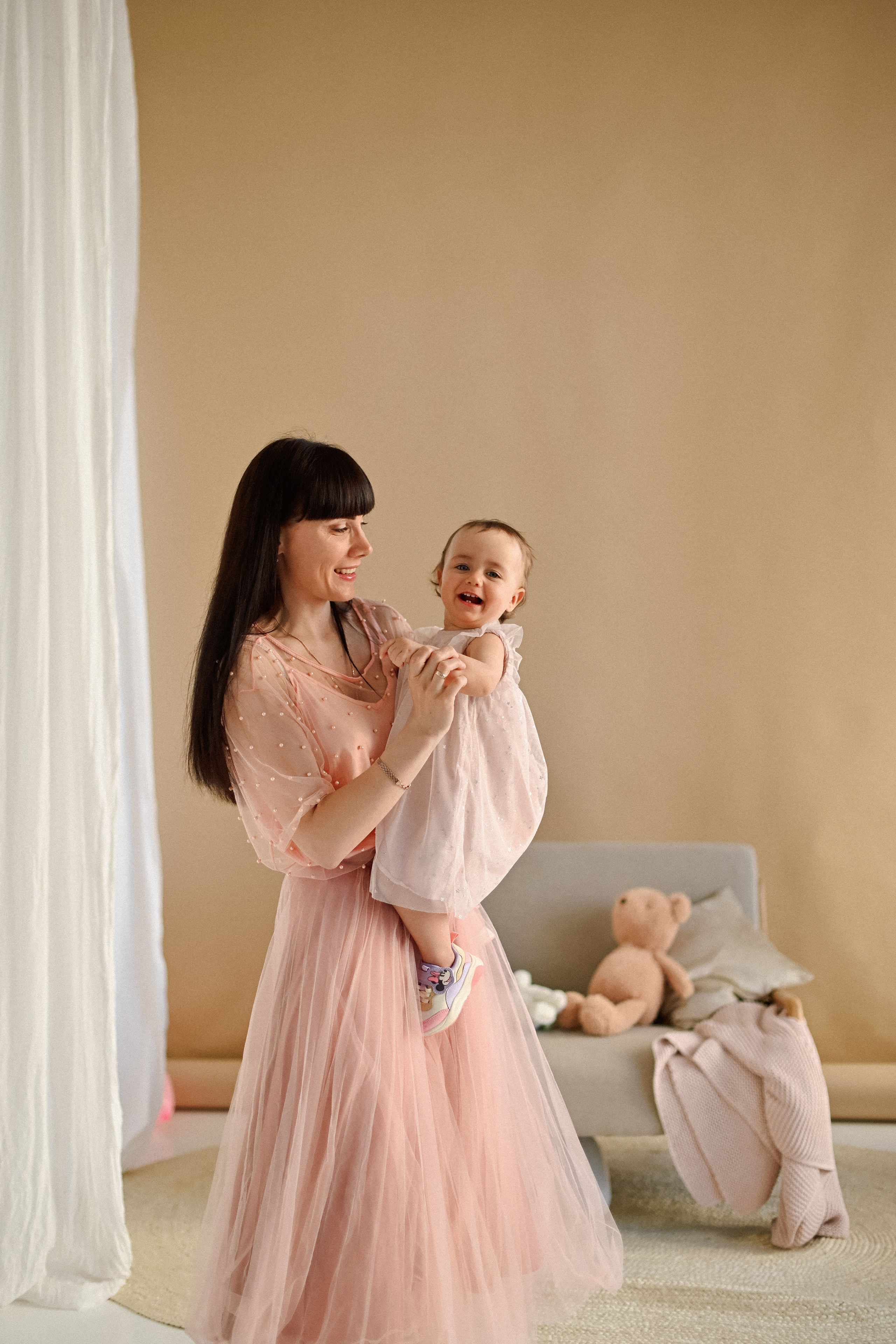 Годик в студии. Детский и семейный фотограф в финляндии дина пулкка. контент фотограф