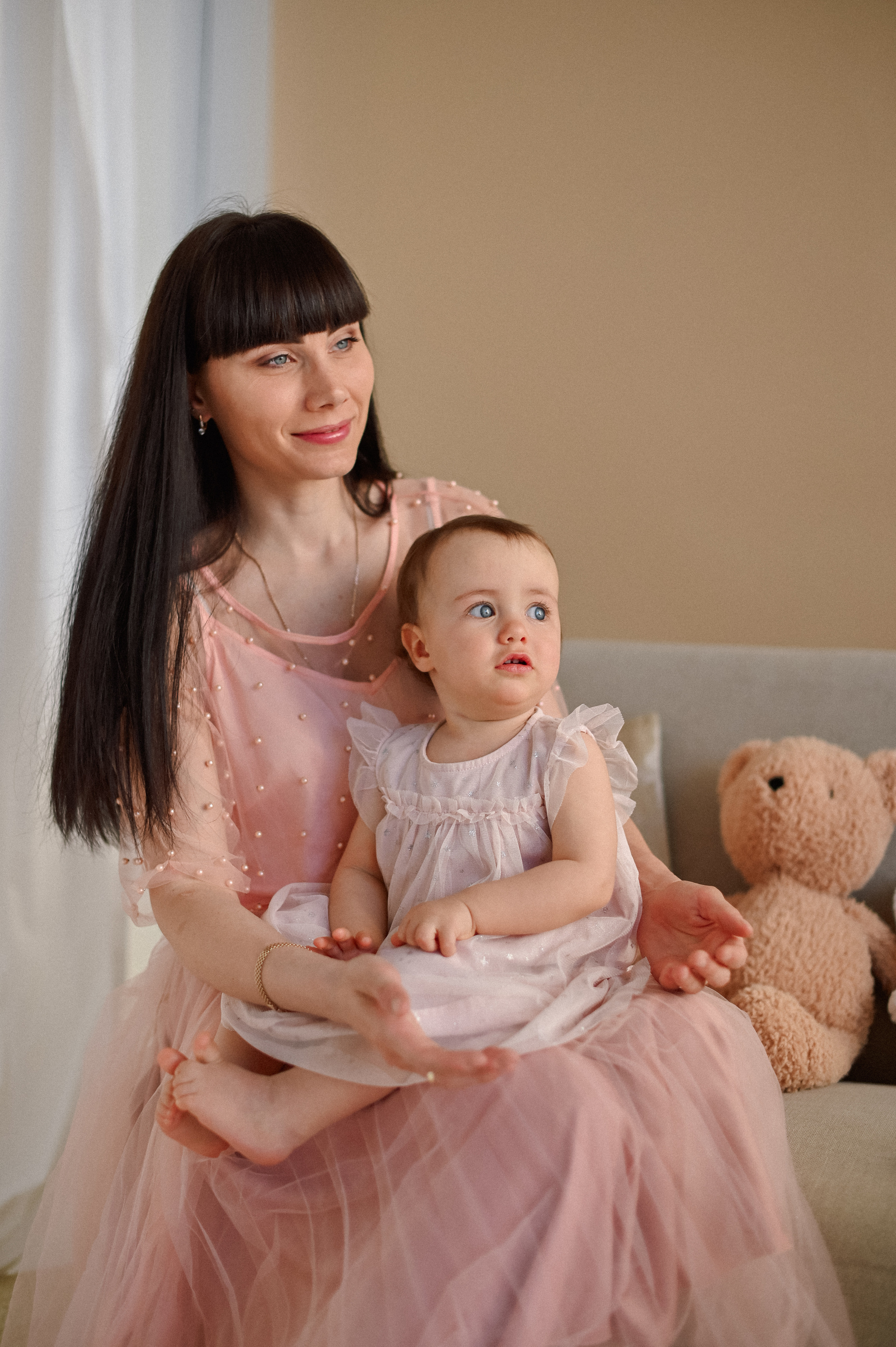 Годик в студии. Детский и семейный фотограф в финляндии дина пулкка. контент фотограф