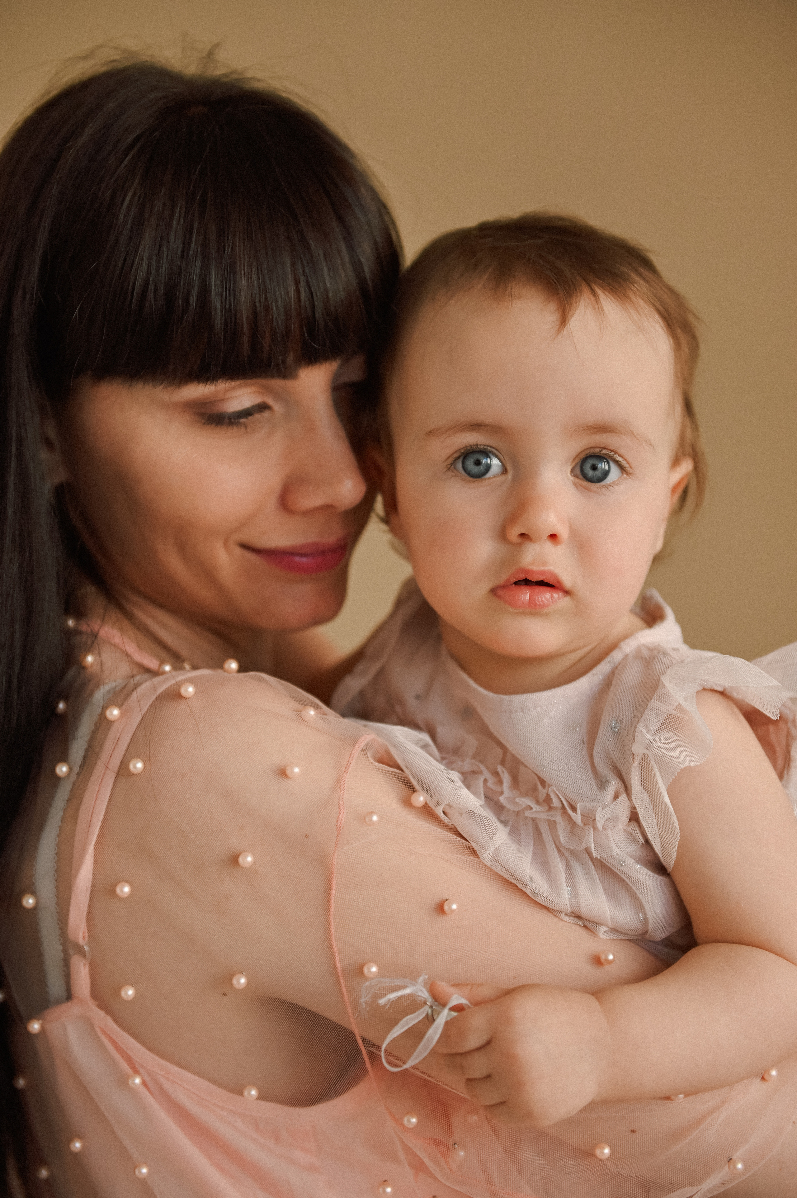 Годик в студии. Детский и семейный фотограф в финляндии дина пулкка. контент фотограф