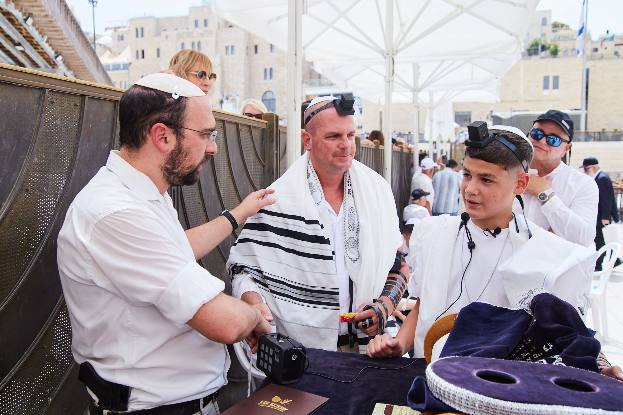 Бар-мицва на Котеле 2. Портретный и репортажный фотограф в Израиле Рома Бирман