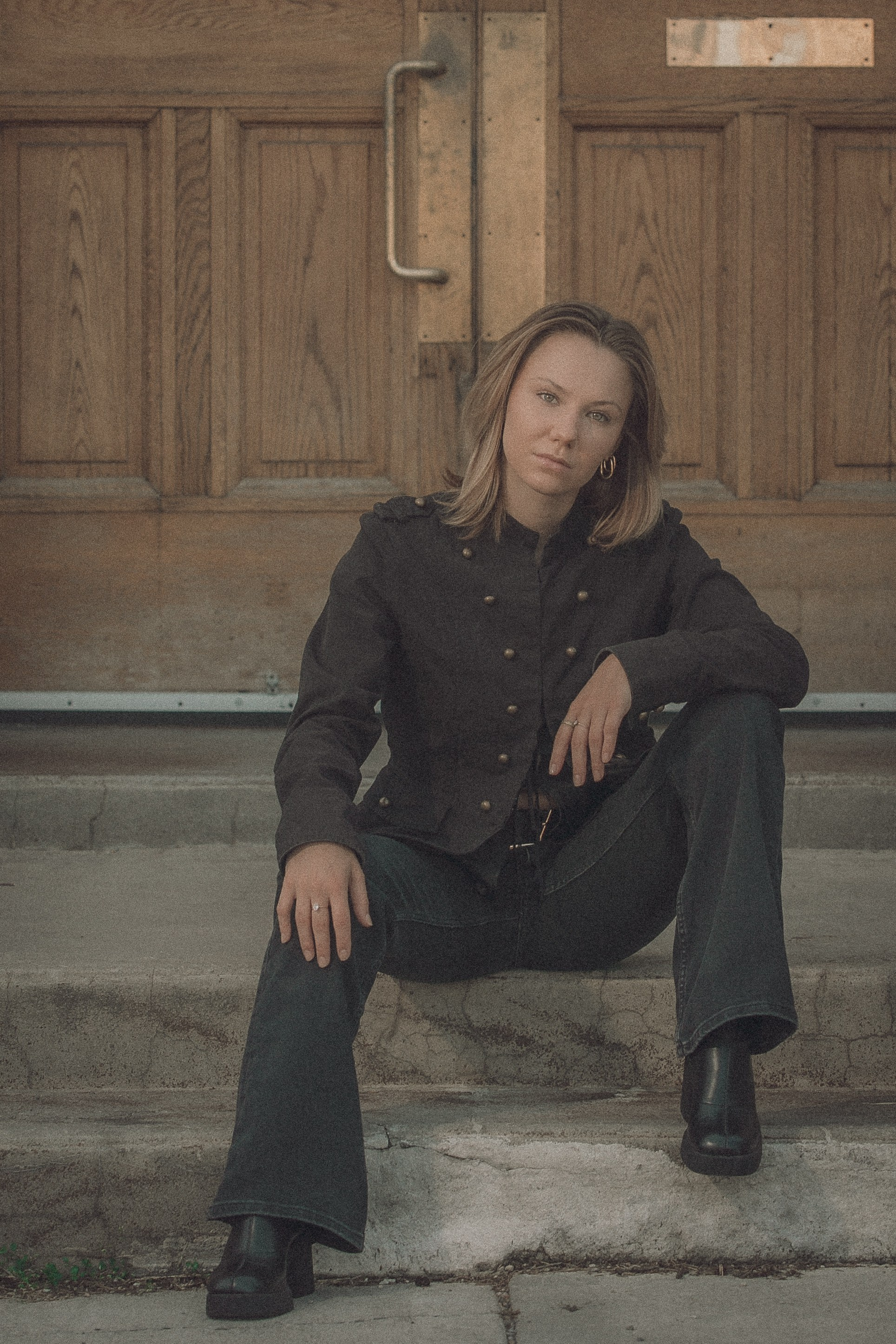 AVA. PORTRAIT AND LIFESTYLE PHOTOGRAPHER