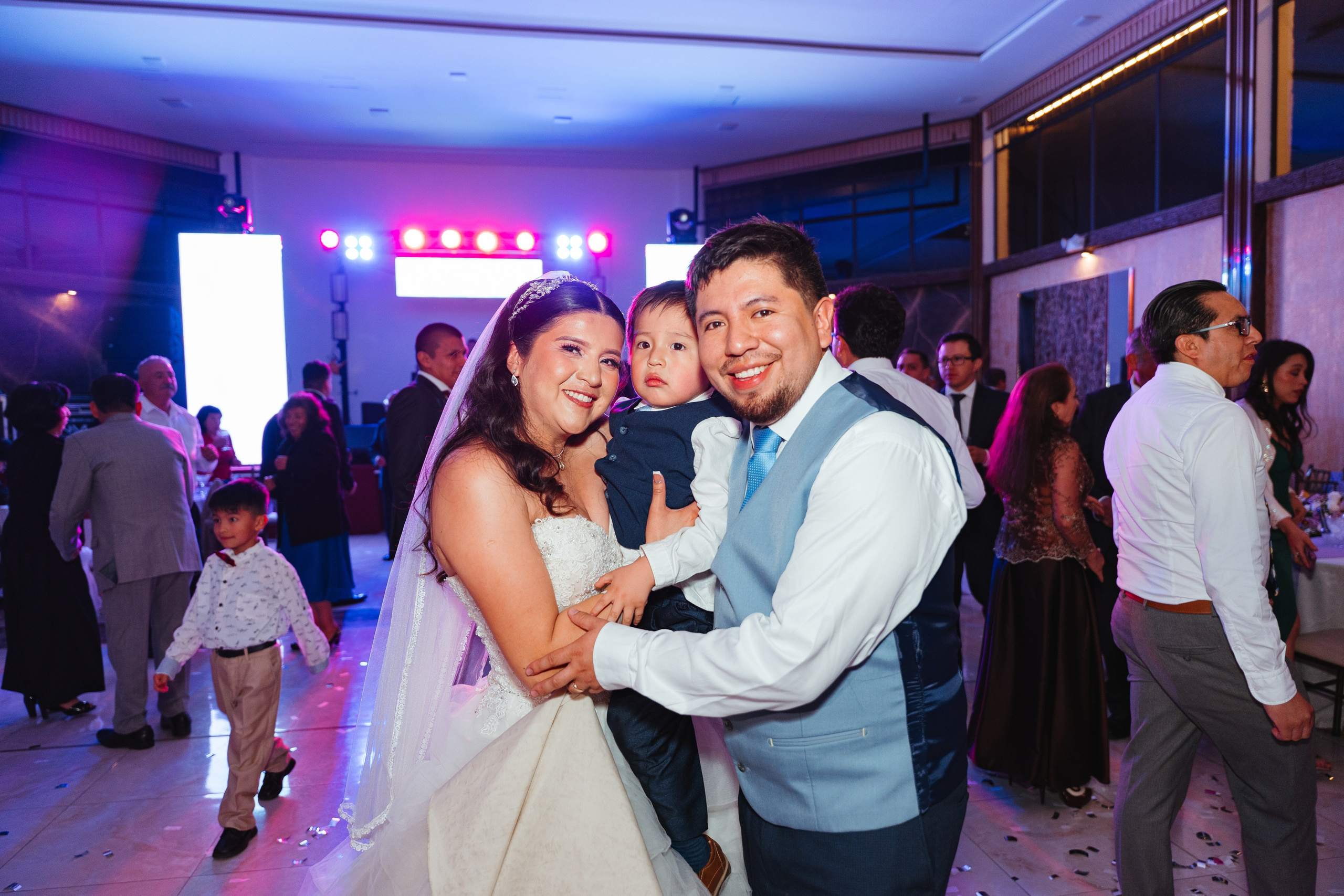 Pablo y Lizbeth. Fotógrafo de bodas en Loja Ecuador | Piero Alvarez PH