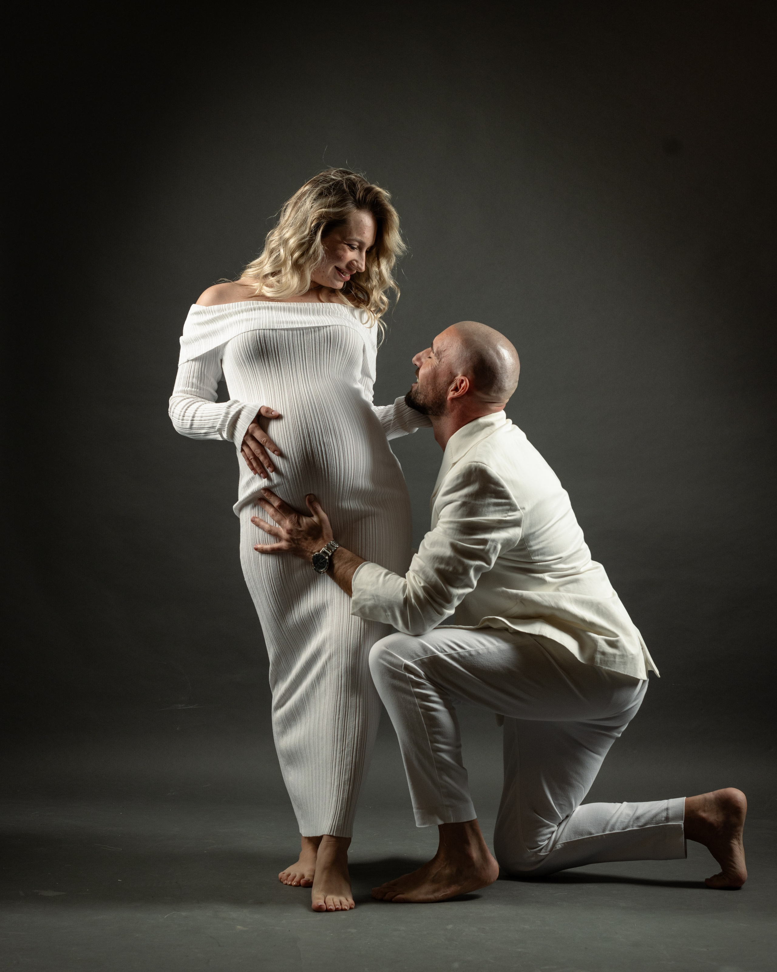 HAPPINESS. Anastasiia Antoniuk portrait, family and couple photographer, Portugal