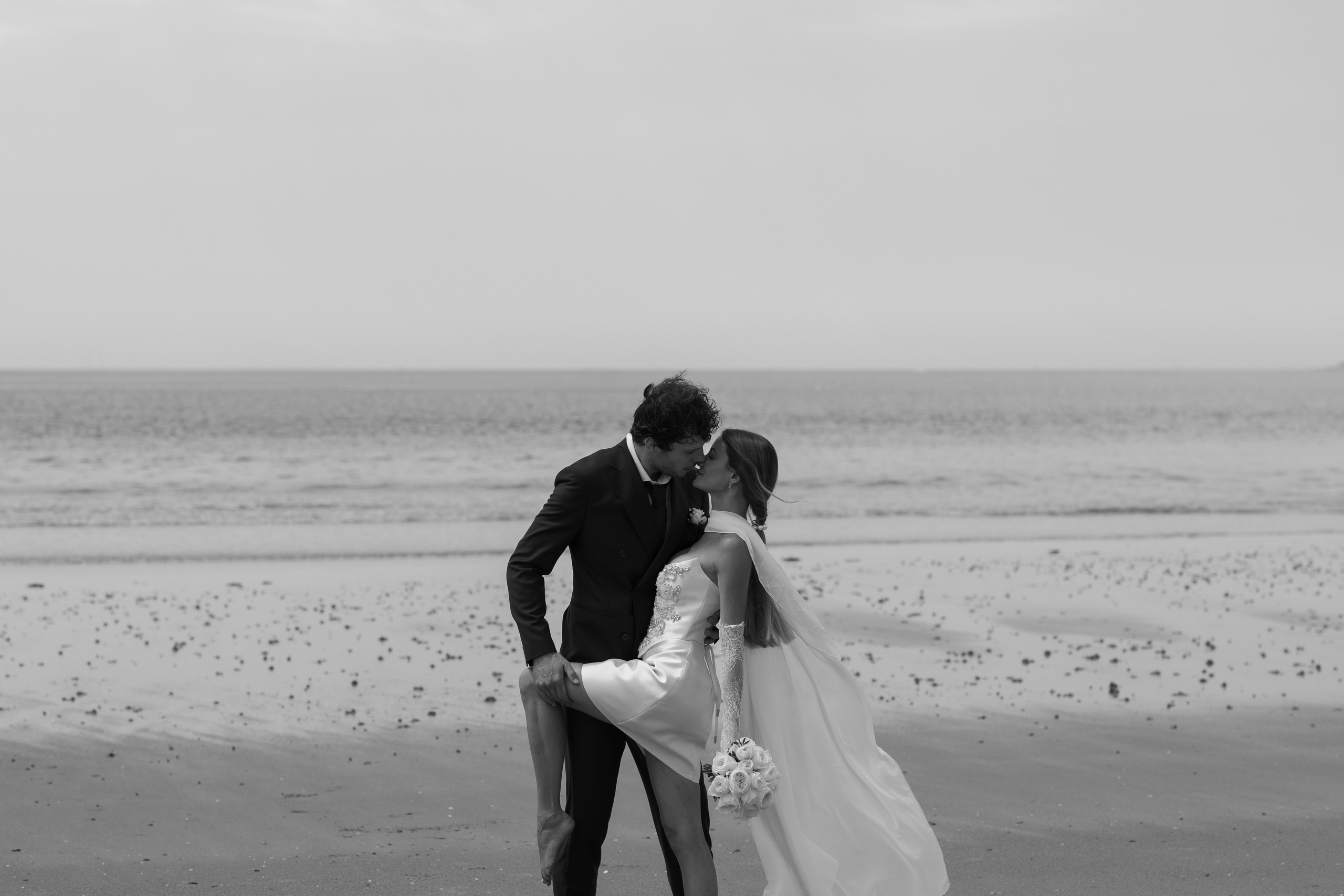 Wedding. Annah Louwagie — Lifestyle photographer for couples, families & brands | France & worldwide