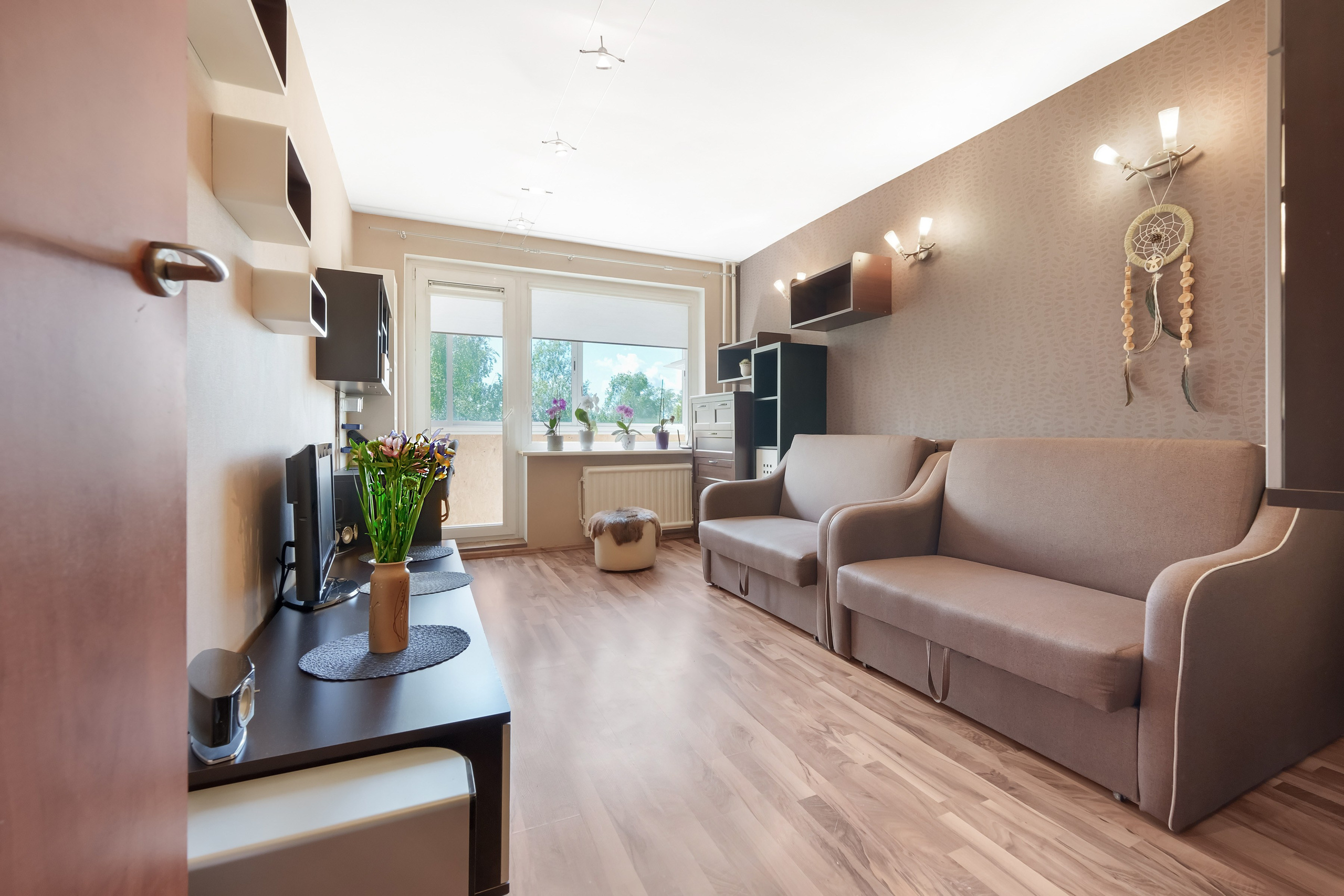 Viršuliškių g. 29. Elina Sapiega fotografė Vilniuje