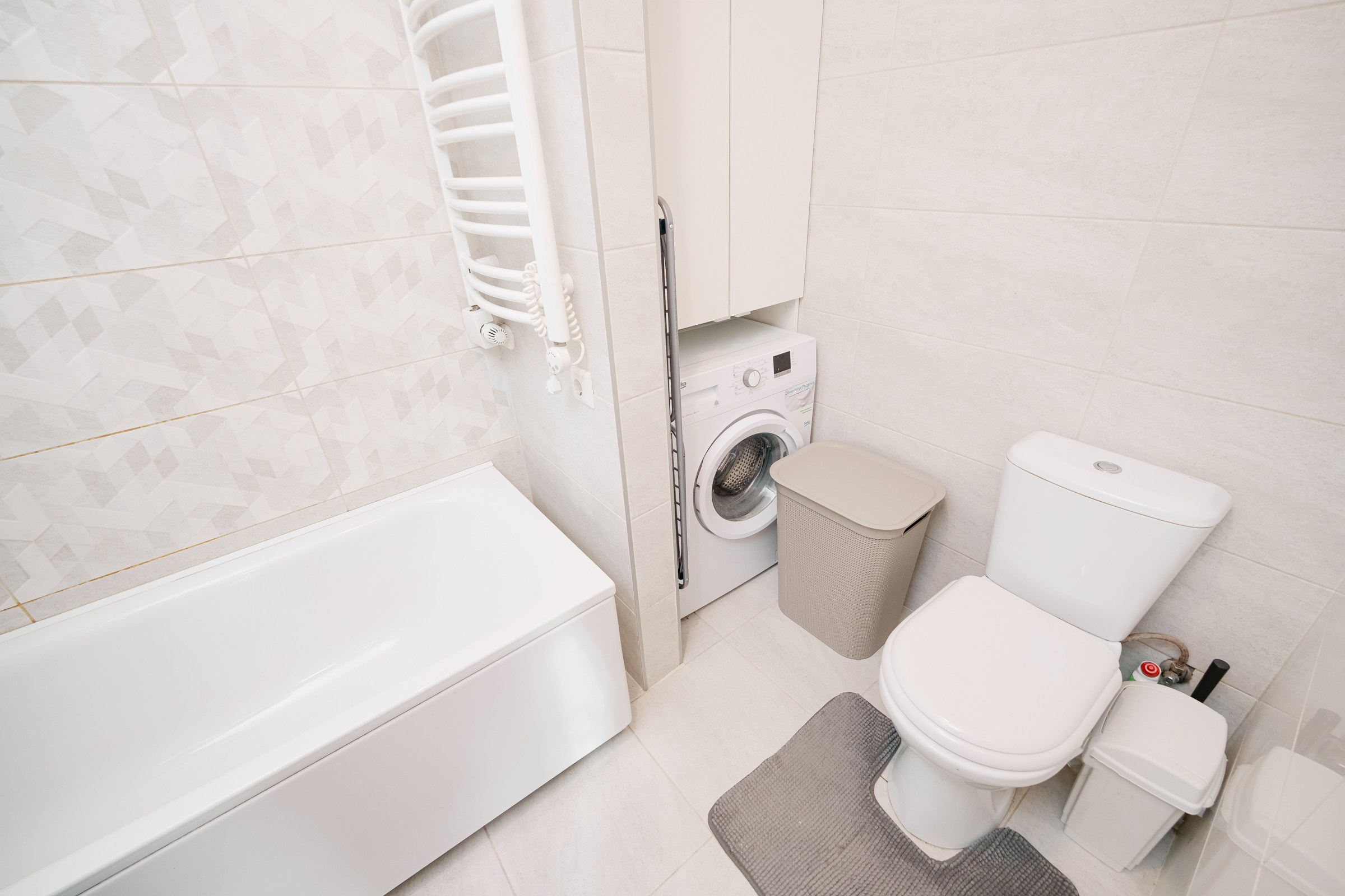 N.Lentvaris. Elina Sapiega fotografė Vilniuje