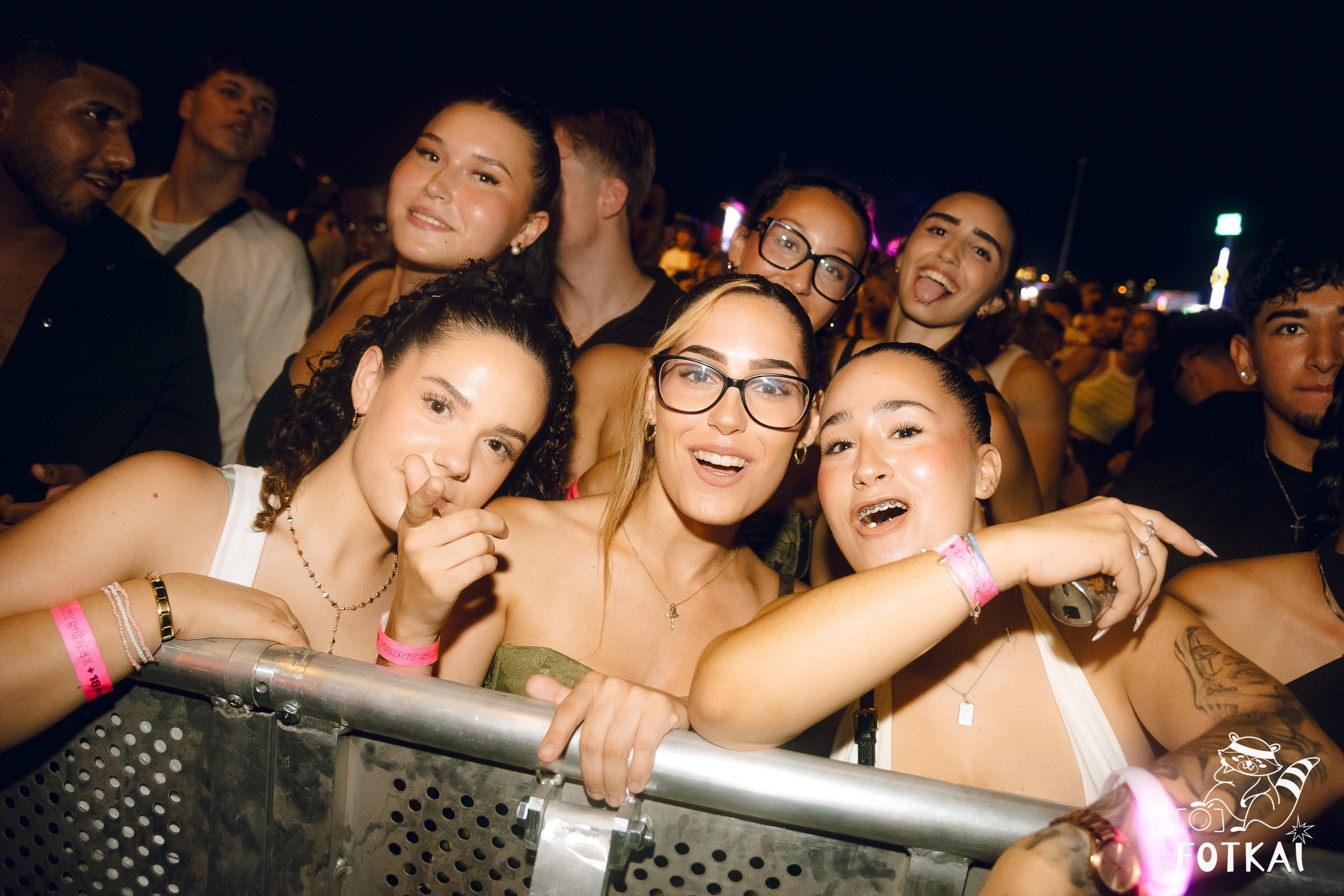 JC Reyes at Brilla Torrevieja Festival — Live Concert Photos in Torrevieja, Spain, 2026 | FOTKAI