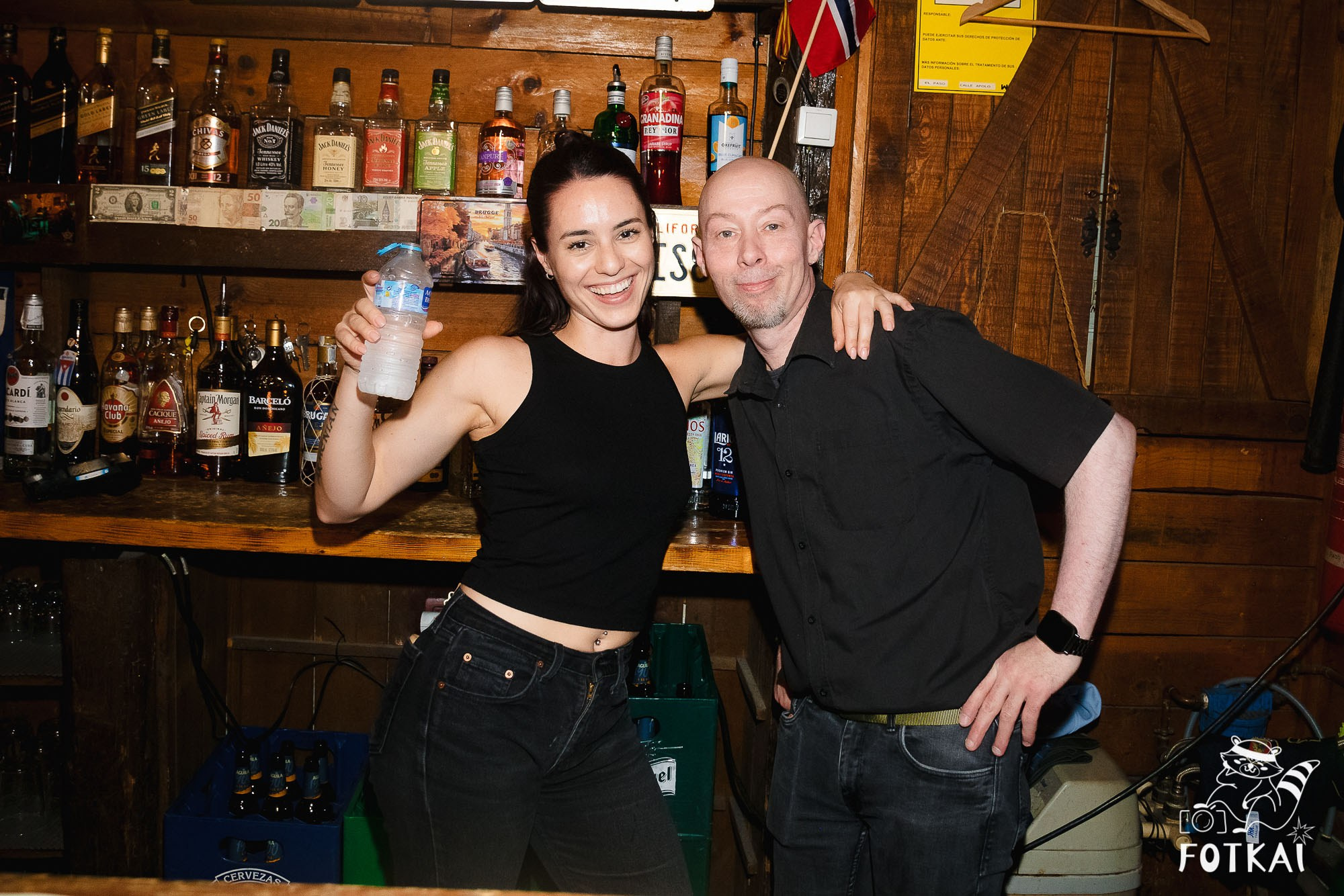 Los Ekilibristas de la Cuerda Floja — Фото с концерта в Торревьехе, 2026 | FOTKAI