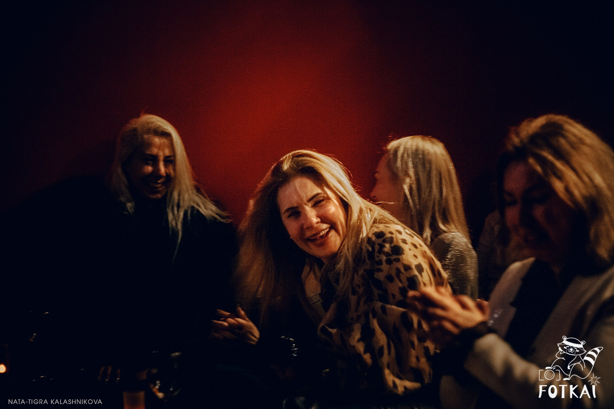 Eduard Matsaberidze en Madrid 14 de febrero 2026 — fotos del show de stand-up | FOTKAI