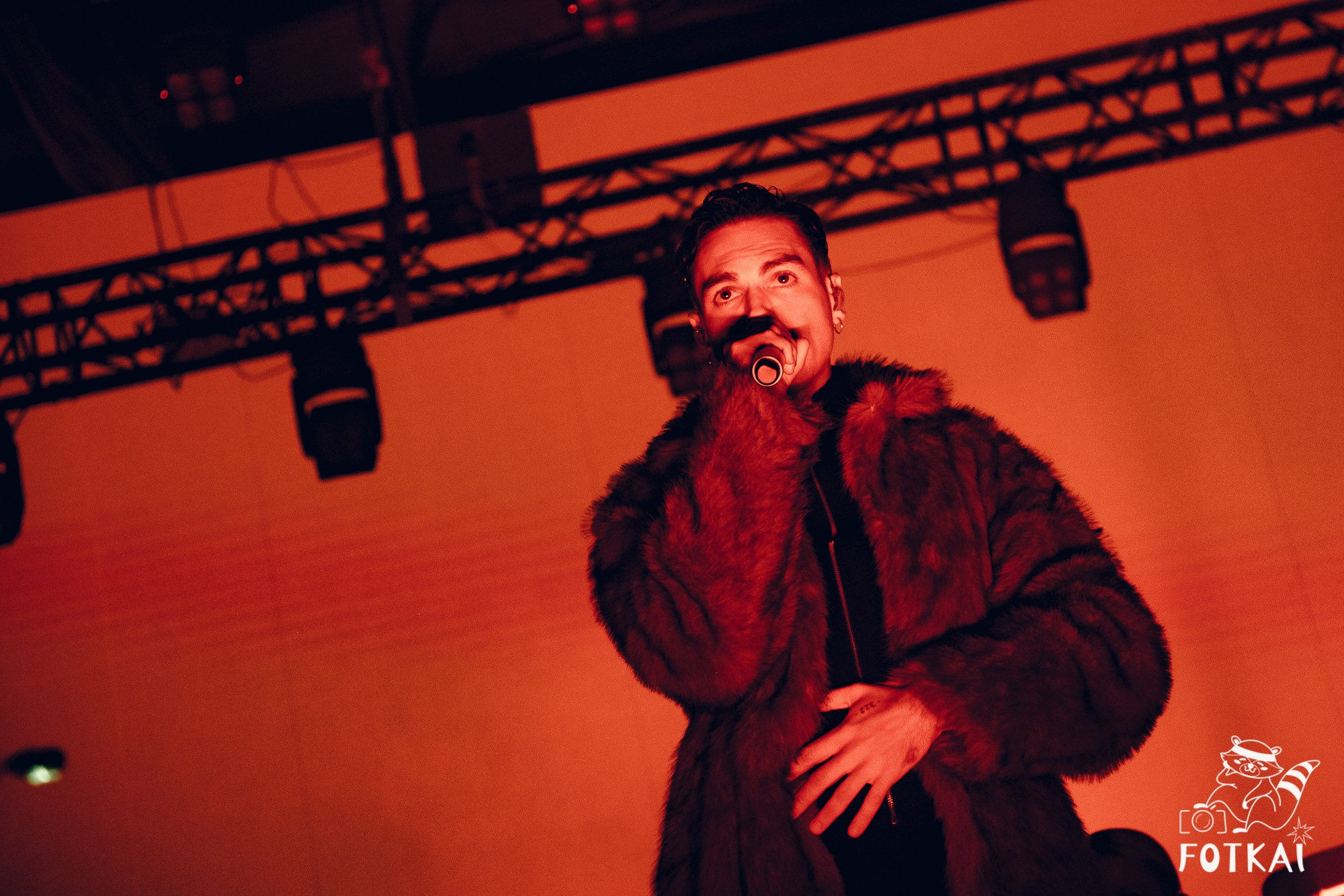 Фотоотчёт с концерта Miss Caffeina 27 марта 2026 в Аликанте | FOTKAI