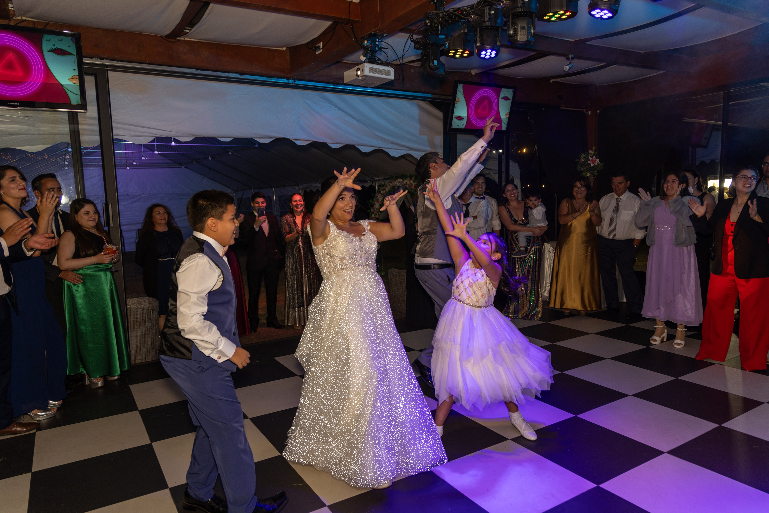 Katherin y Daniel. Dinka & Emilio - El arte de preservar lo que no se repite