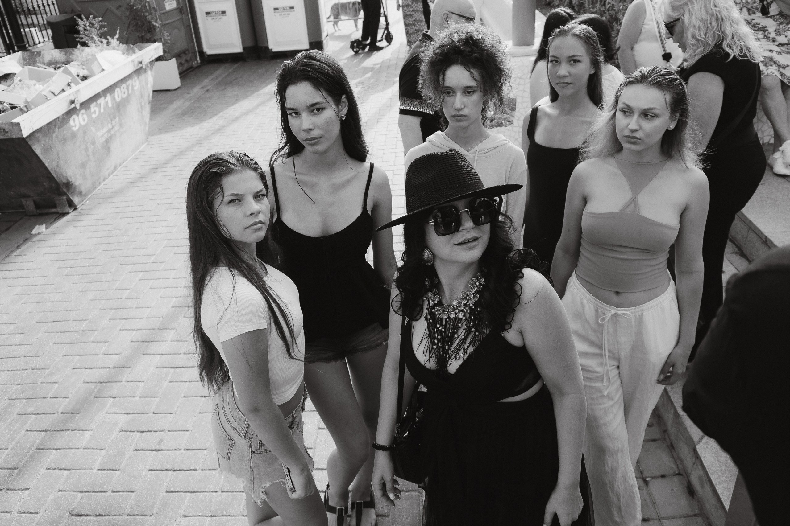 Preparación del backstage de una marca en un desfile de moda en Torrevieja — Fotógrafo de backstage Andrey Lukovnikov