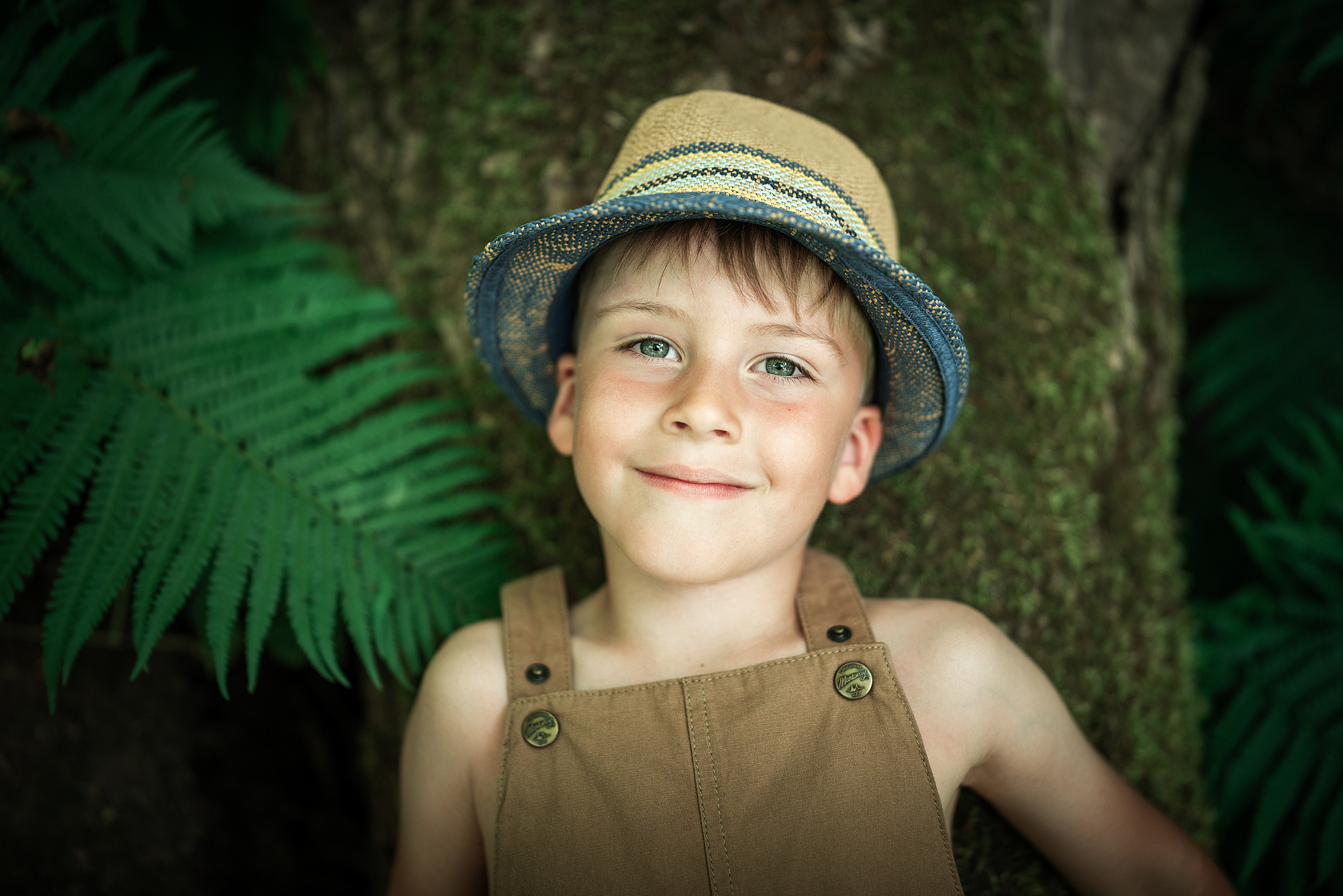 Family / Kids. Portrait and Family photographer based in Larkhall Scotland