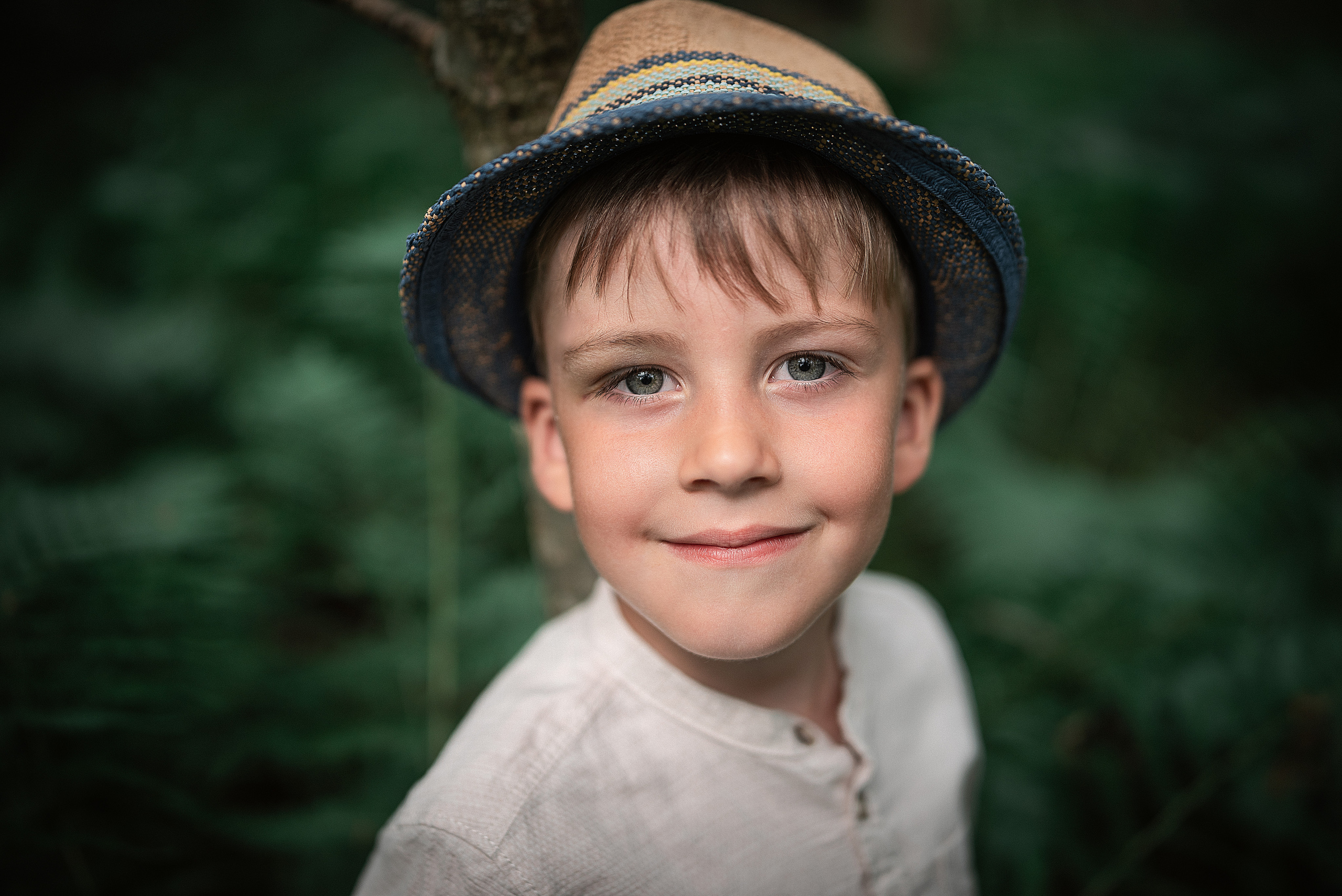 Family / Kids. Portrait and Family photographer based in Larkhall Scotland