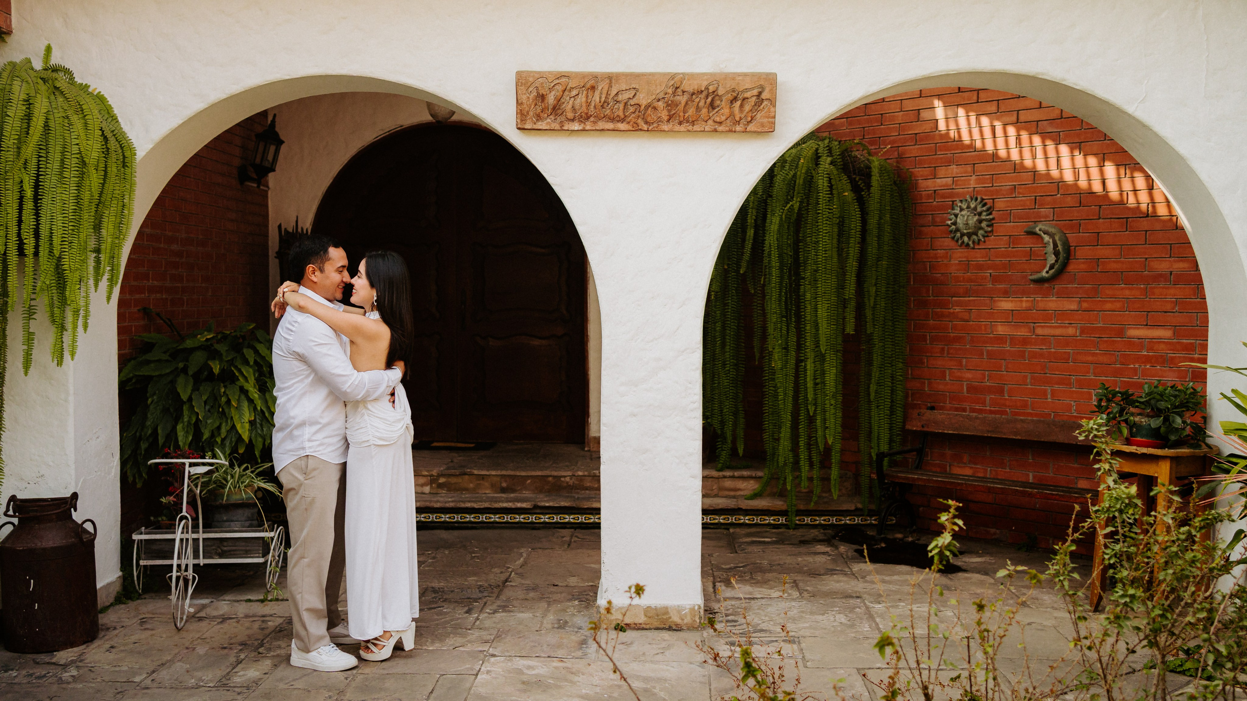 Alejandra y Brayan. Fotógrafo de Bodas en Lima | Ronhy Altamirano. Fotografía narrativa y cinematográfica para bodas, quinceañeras y eventos exclusivos