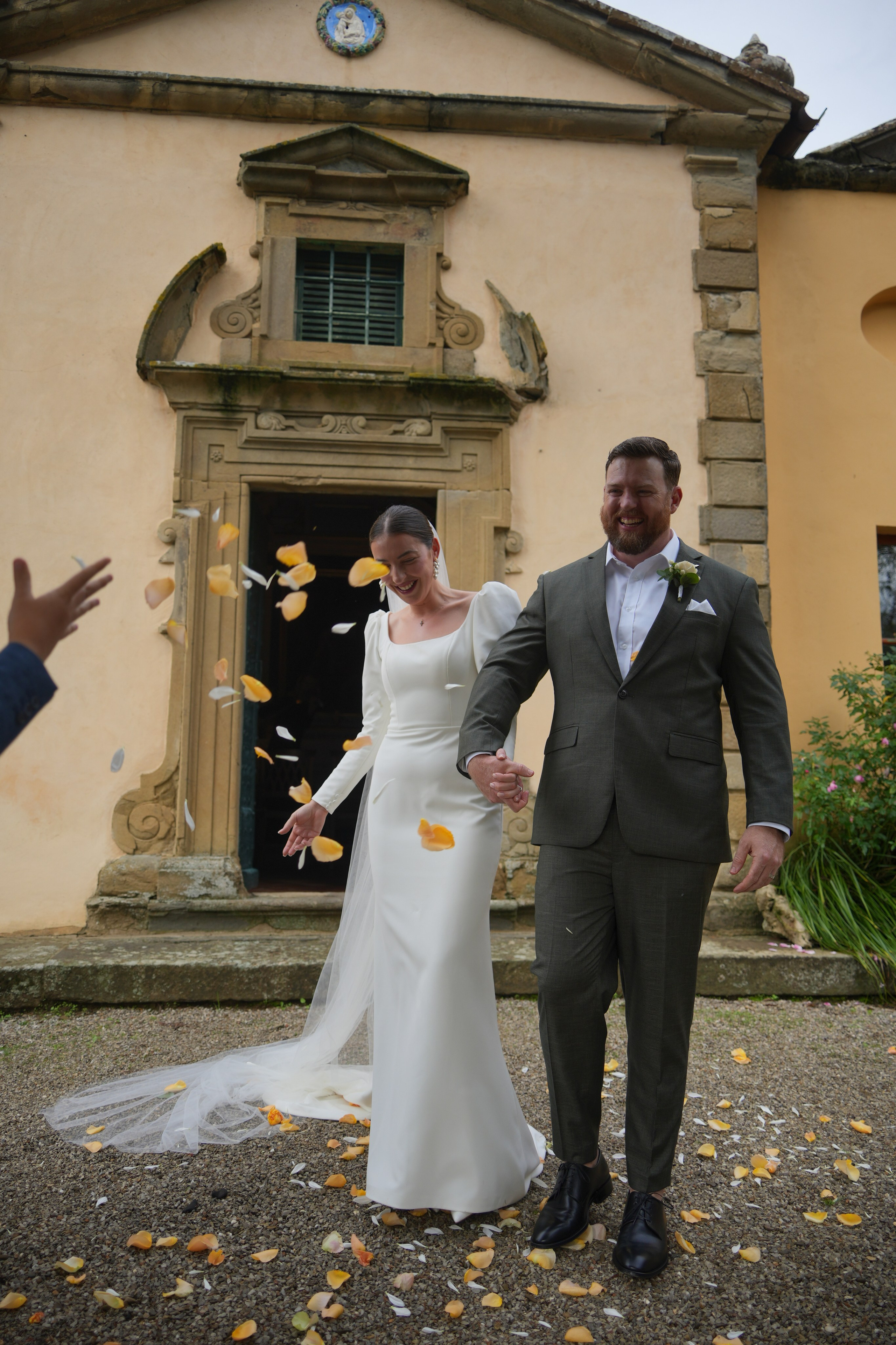 Elopment in Cortona. Villa Falconiere. Wedding Photographer in Italy