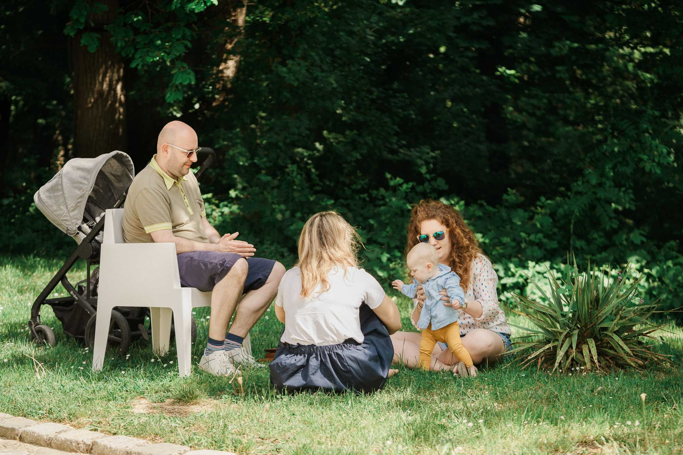 A Relaxed Day-After BBQ Party in France | Destination Wedding Photographer. StudioHappyMoment | Hääkuvaaja Helsinki, tunteikas ja dokumentaarinen kuvaus
