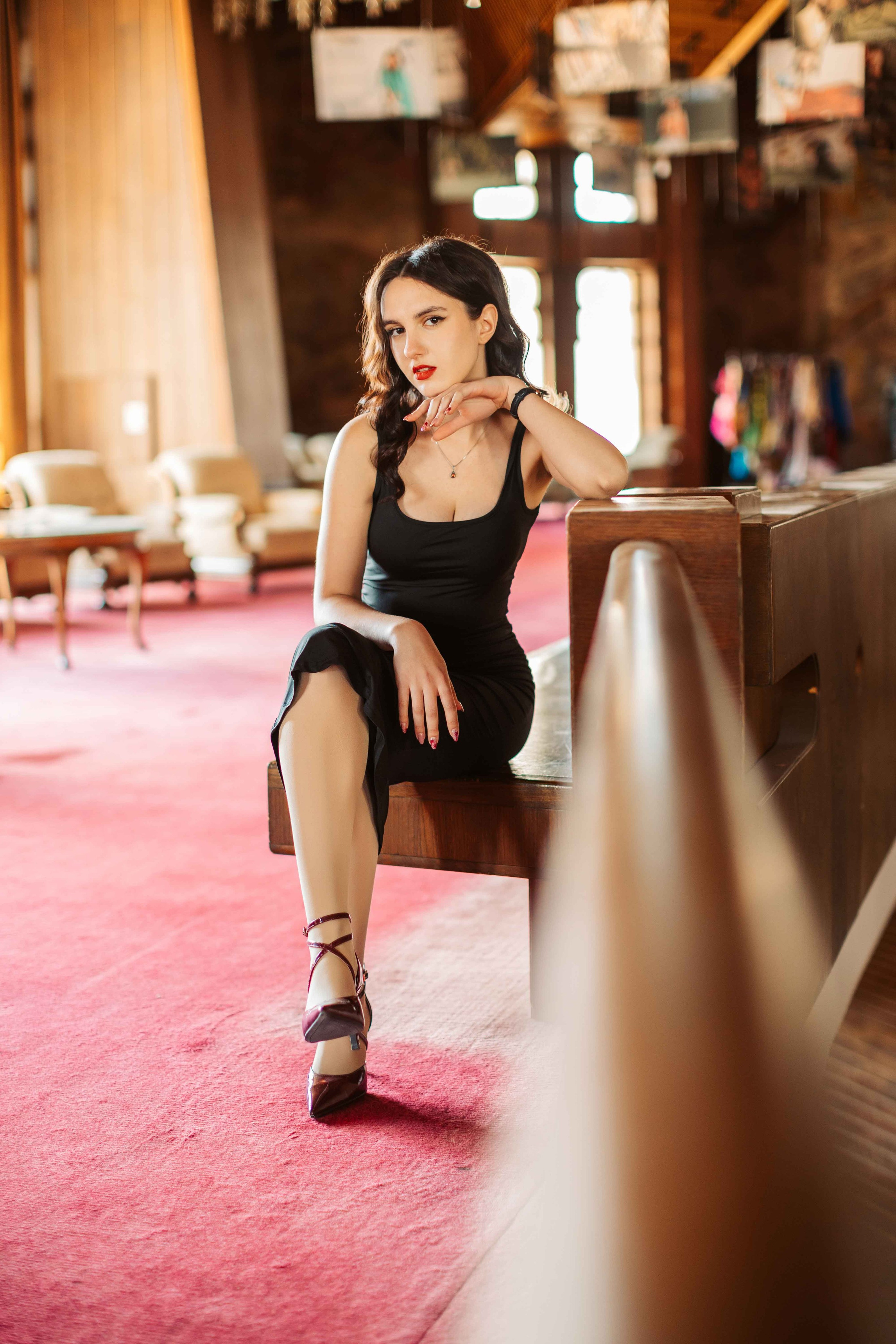 12C — Unirea. Contrast Studio