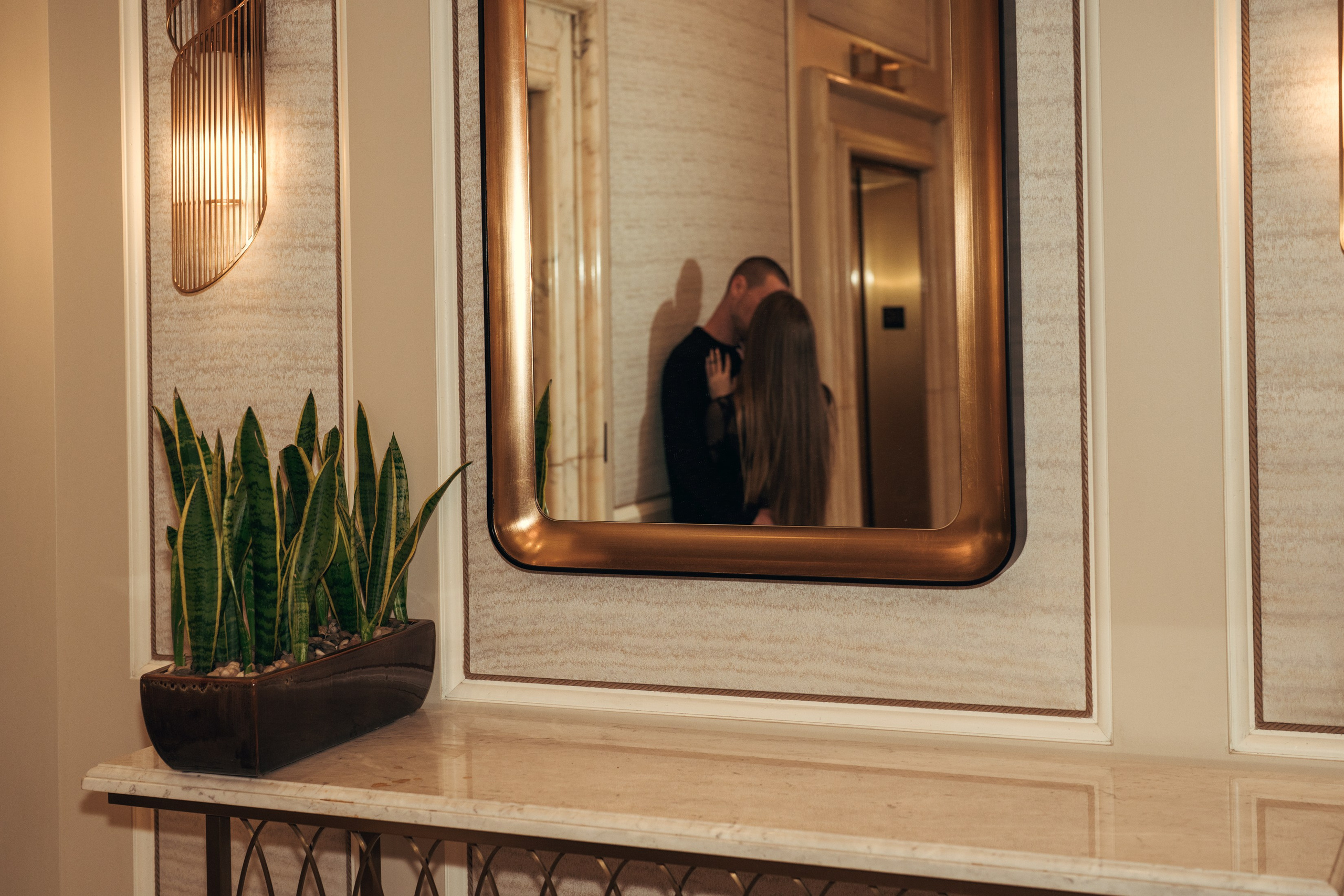 Lisa&Bryan. Marriage proposal. Wedding & elopement photographer Viktoriya Kravtsov. Las Vegas