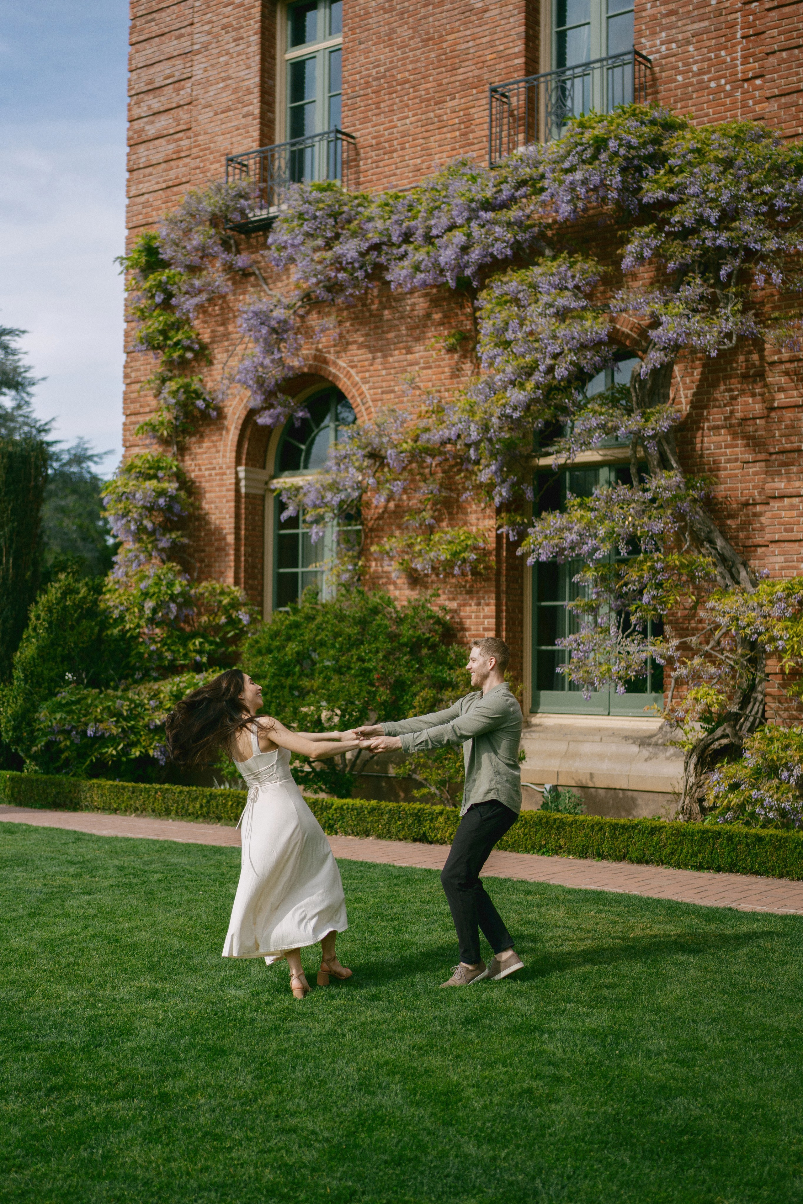 Engagement at Filoli Historic House & World-Class Garden. Wedding Photography & Videography Team in California, Los Angeles, San Francisco, San Diego and Travel