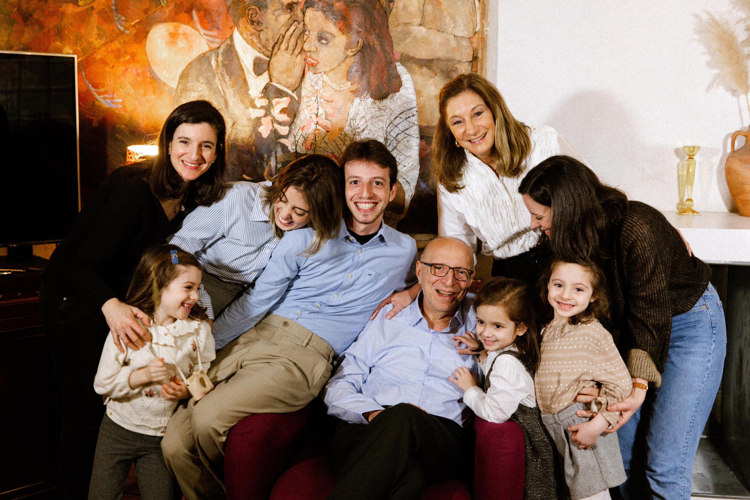 An Intimate In-Home Family Session in Paris