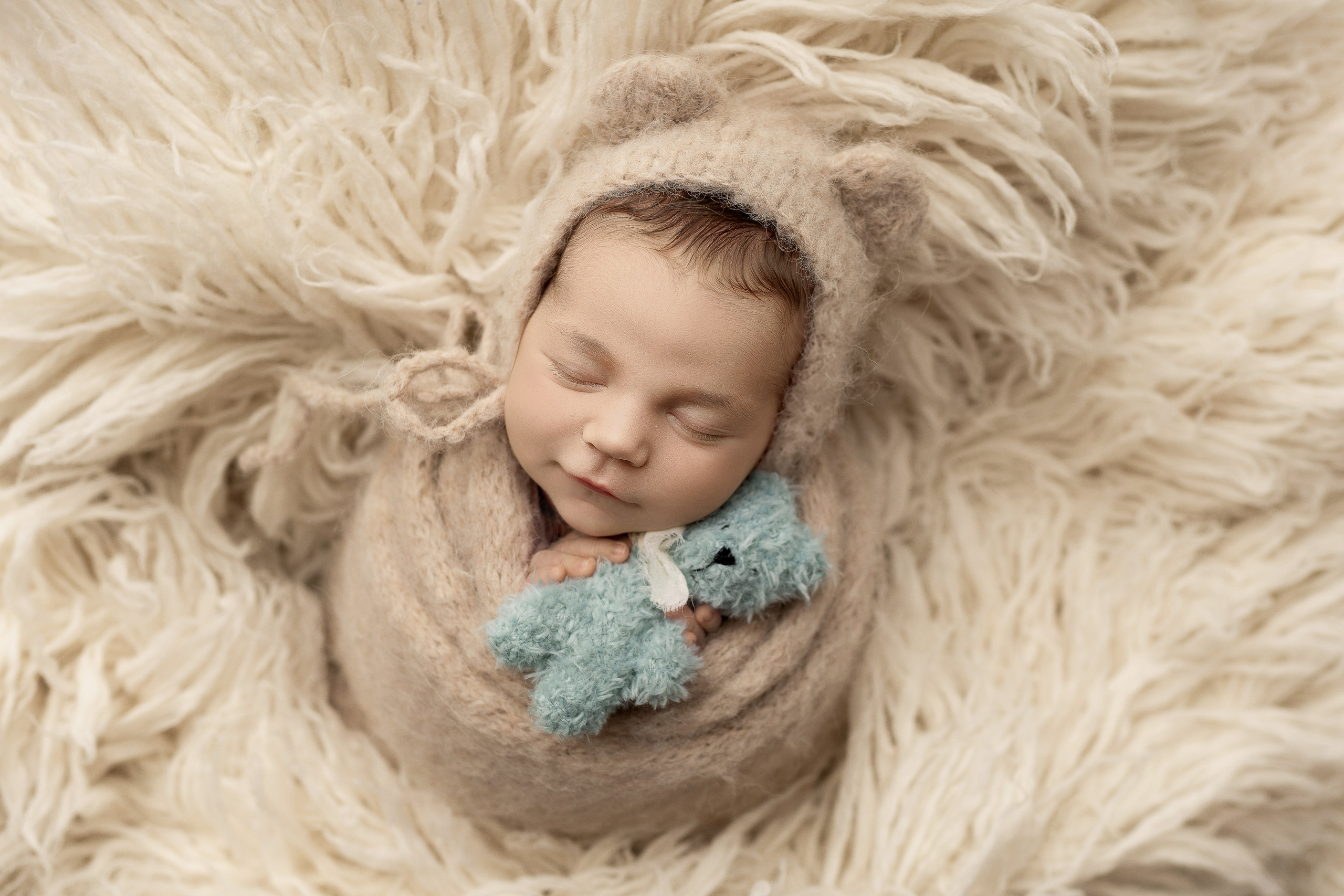 Esu Aleksandra naujagimių ir kudikių fotografė iš Vilniaus