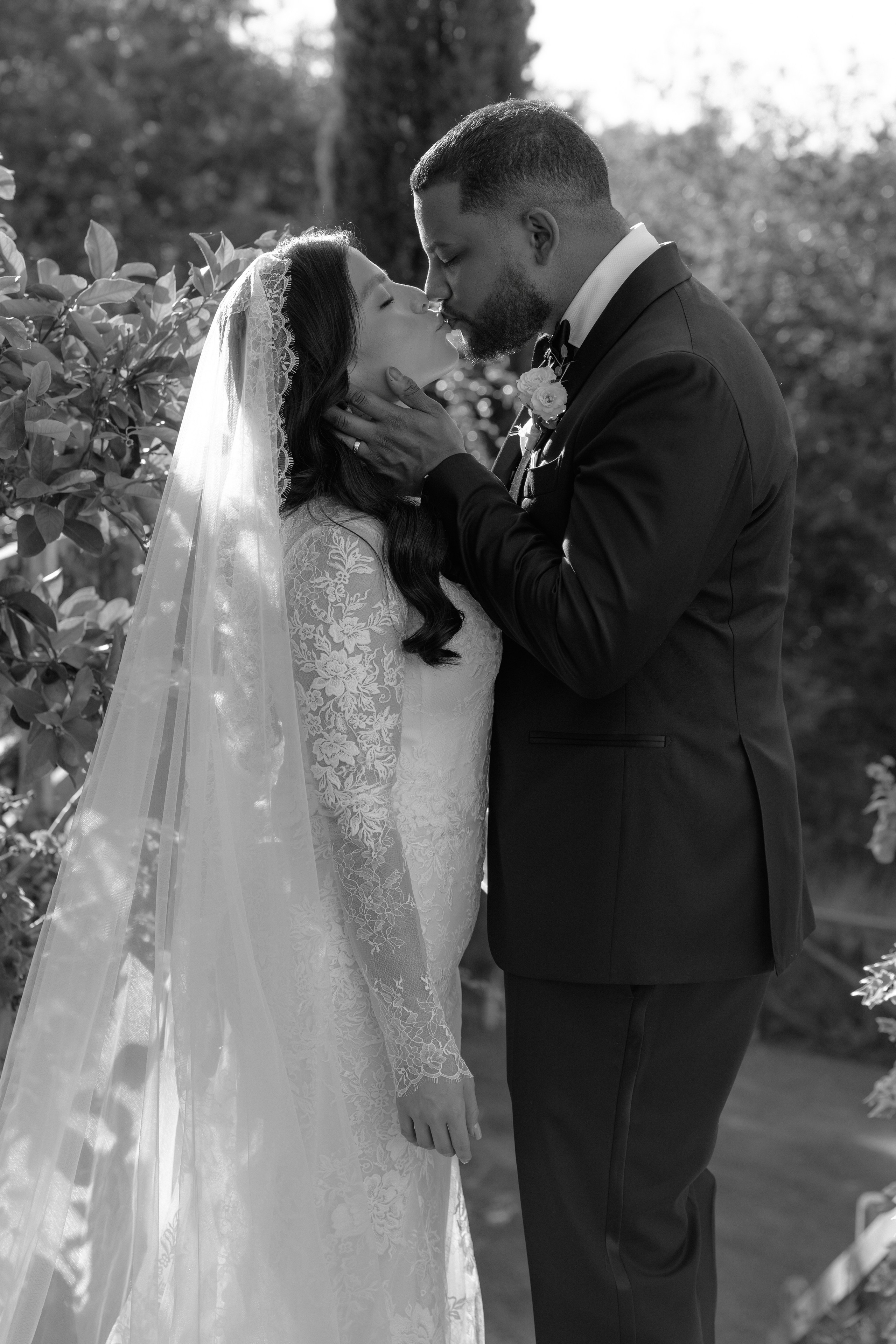 Mitcell&Melanie digital. Wedding photographer Italy