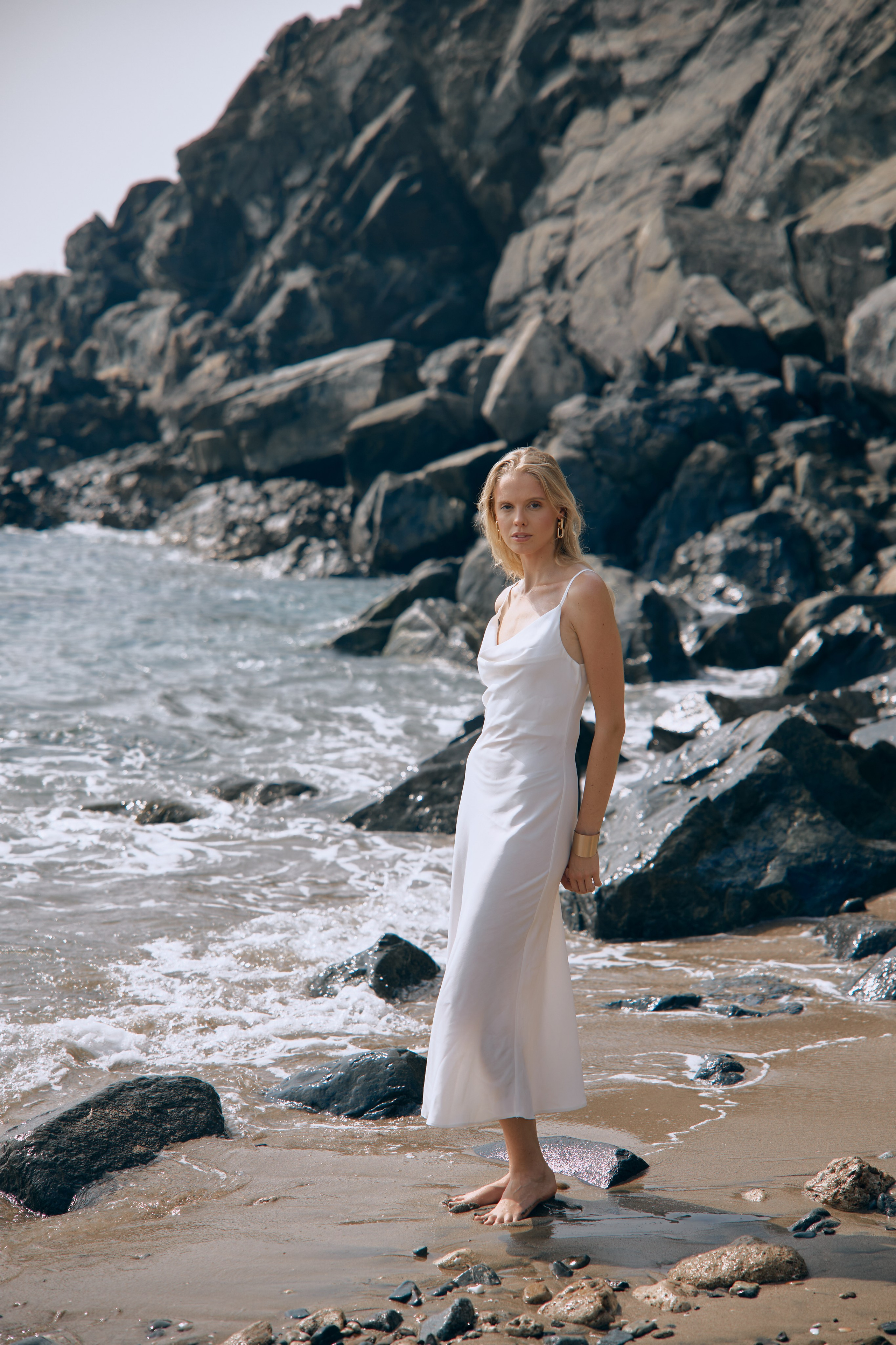 NEXT TO THE OCEAN. Female Photographer in Dubai