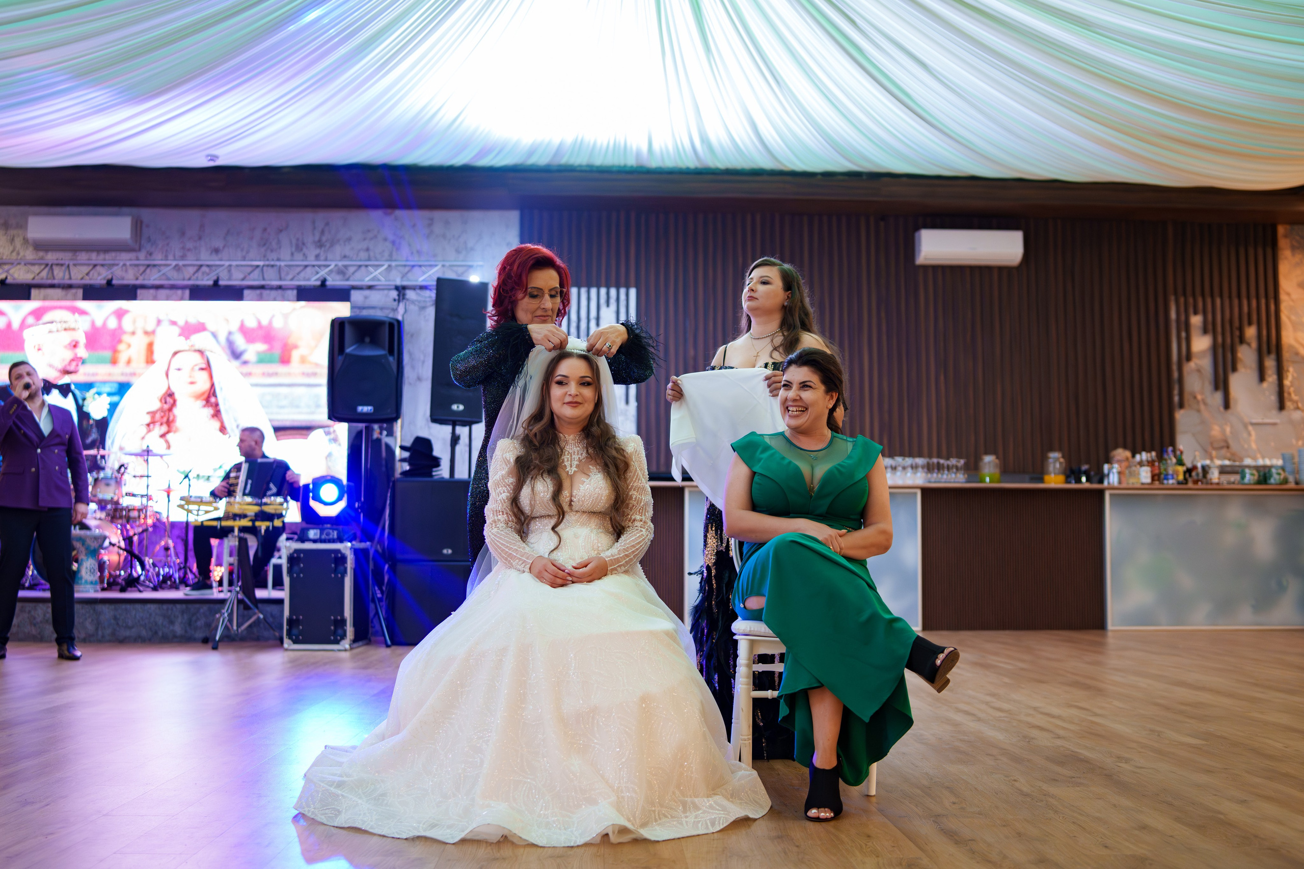 Cosmin & Gabriela. B|P Weddings - Fotograf & Videograf - București||0730017811