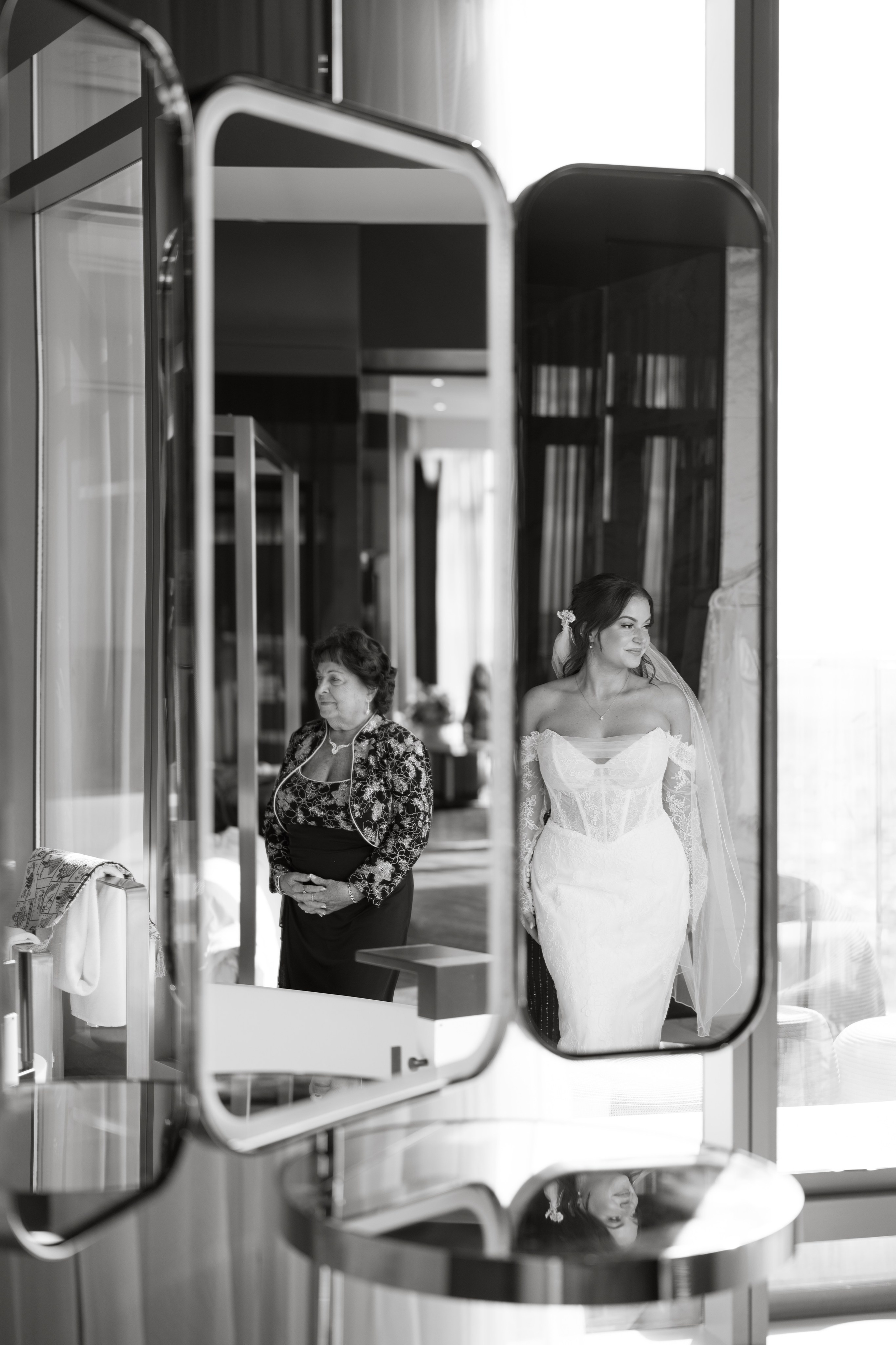 Leigh and Jennifer wedding day. Anna Krasnova Wedding photographer