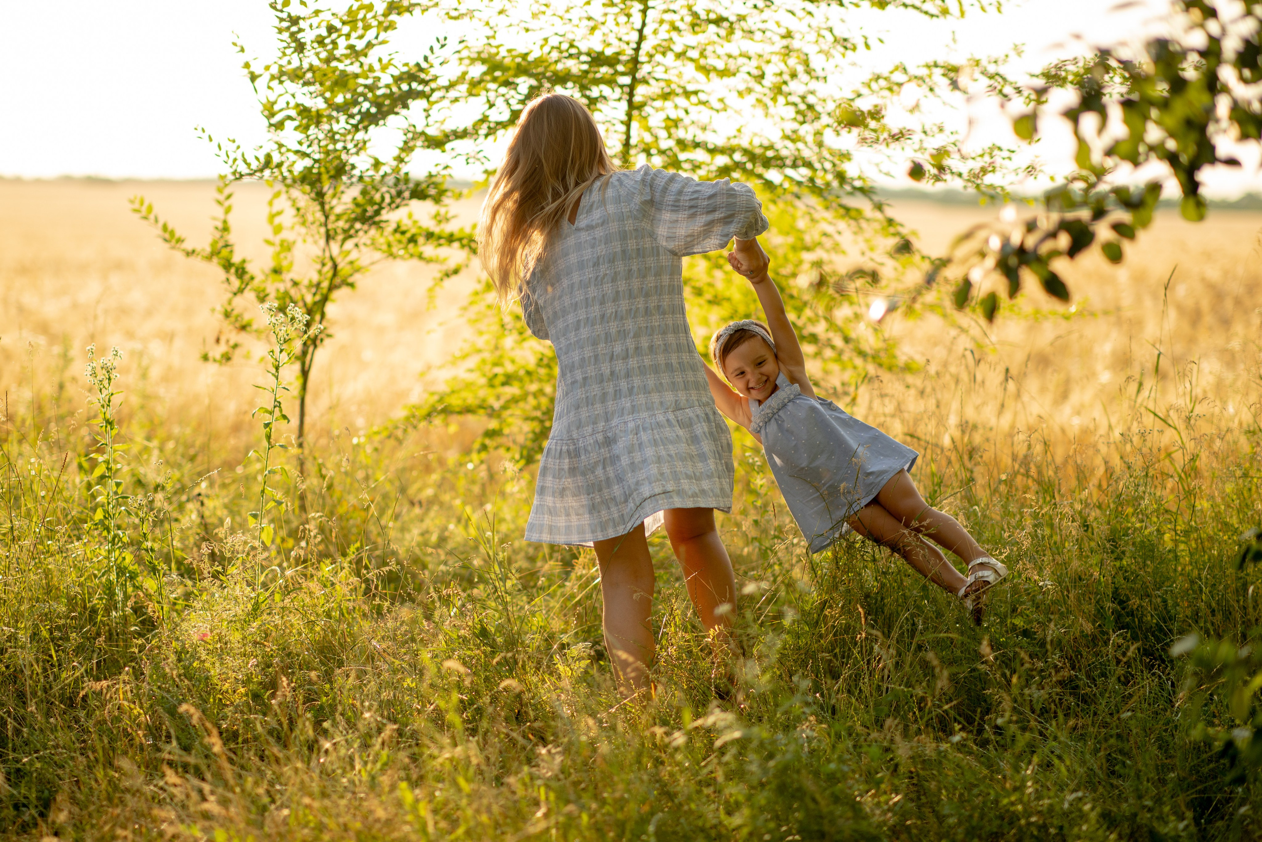 Family photo Maria si Elenica. N.D.photograph - fotograf de familie și portrete în Republica Moldova