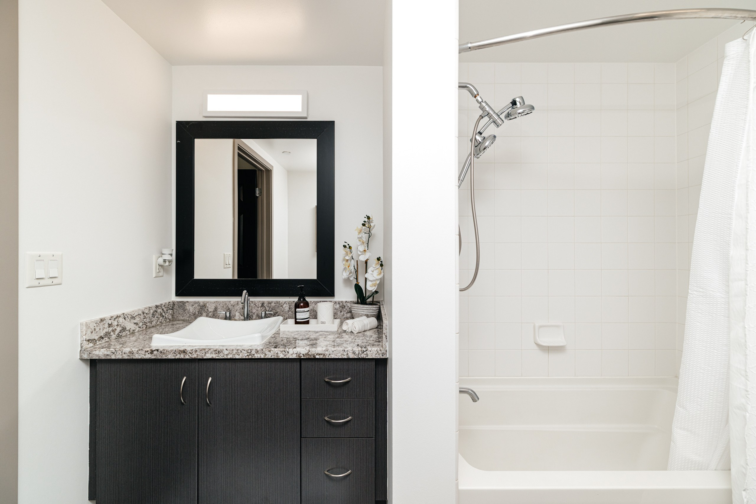 Flippant Apartments. Photographer Andrei White