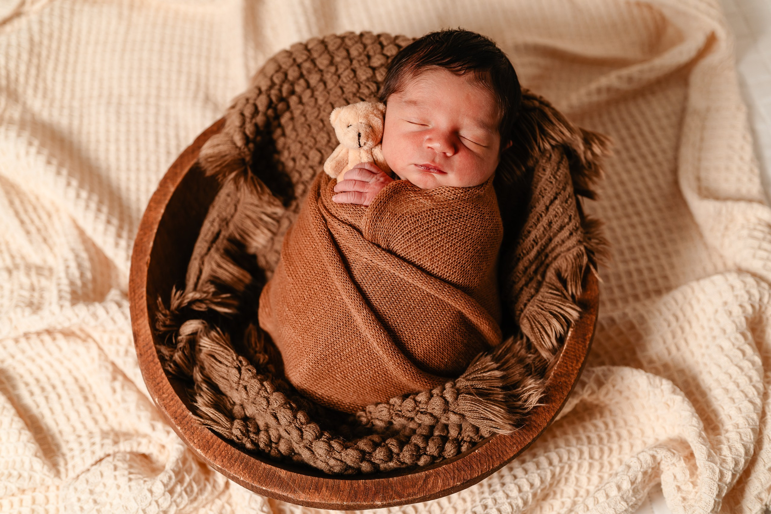 Leo — Newborn. Beneduzzi Fotografias